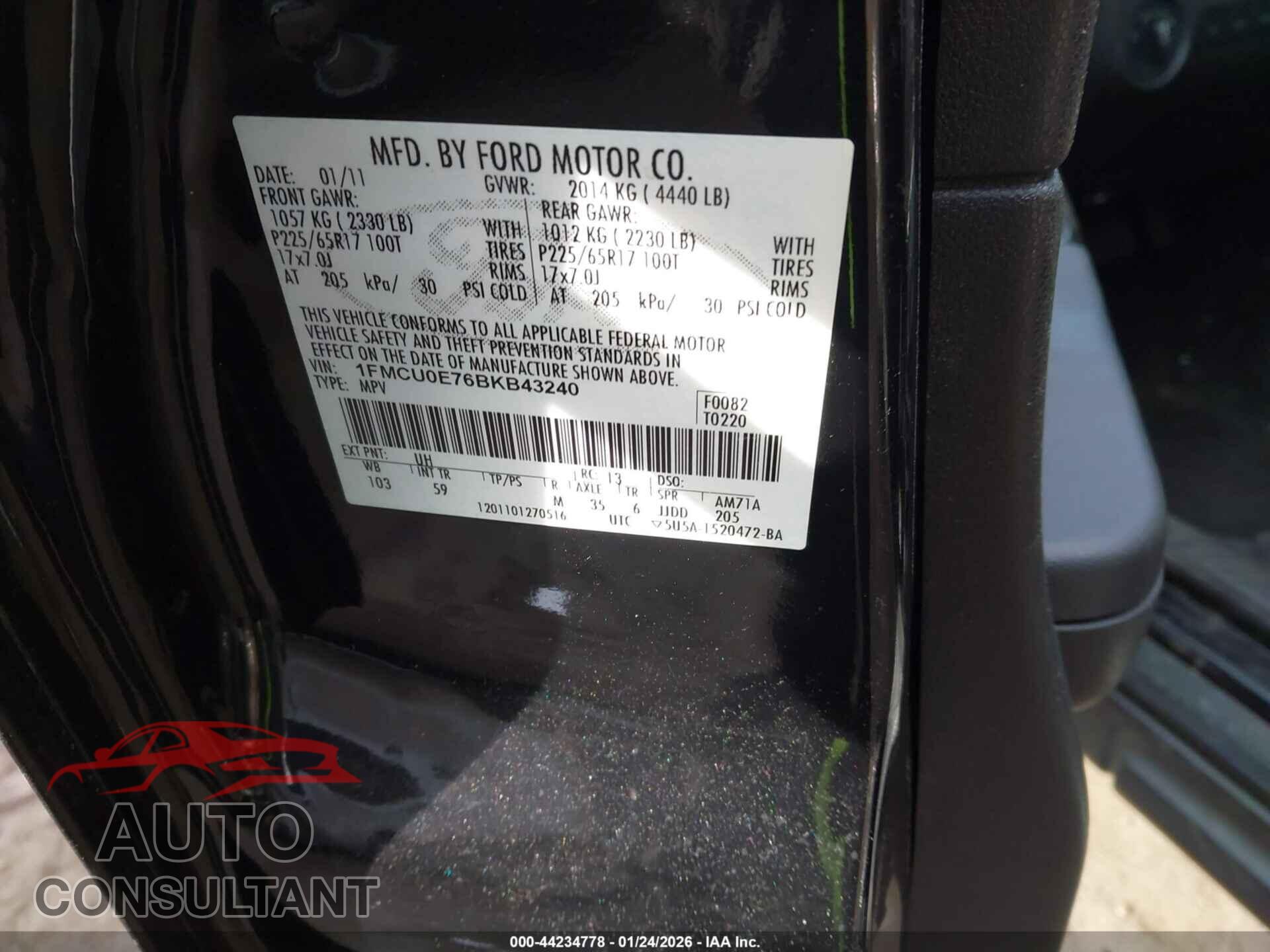 FORD ESCAPE 2011 - 1FMCU0E76BKB43240