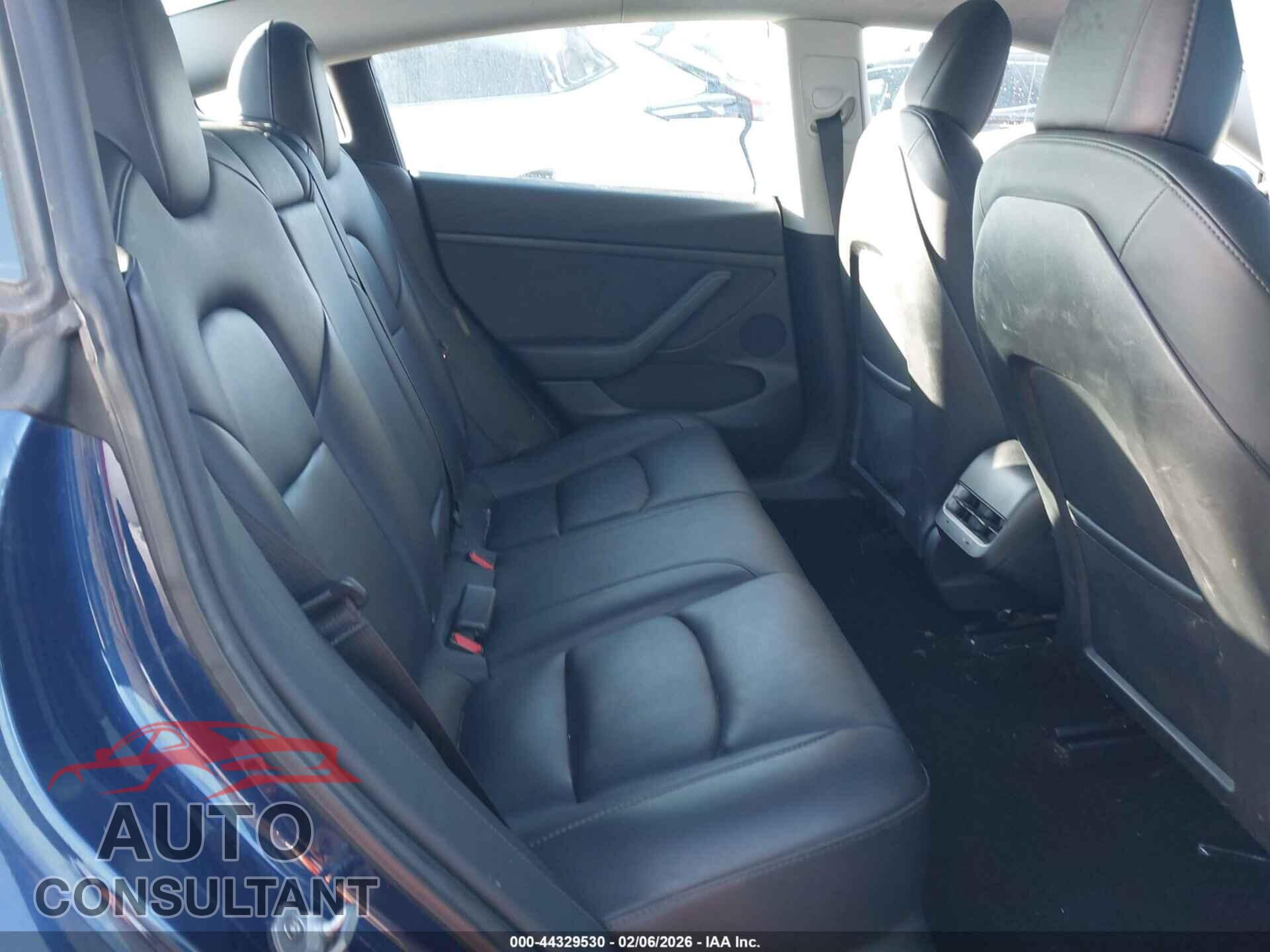 TESLA MODEL 3 2023 - 5YJ3E1EB7PF471363