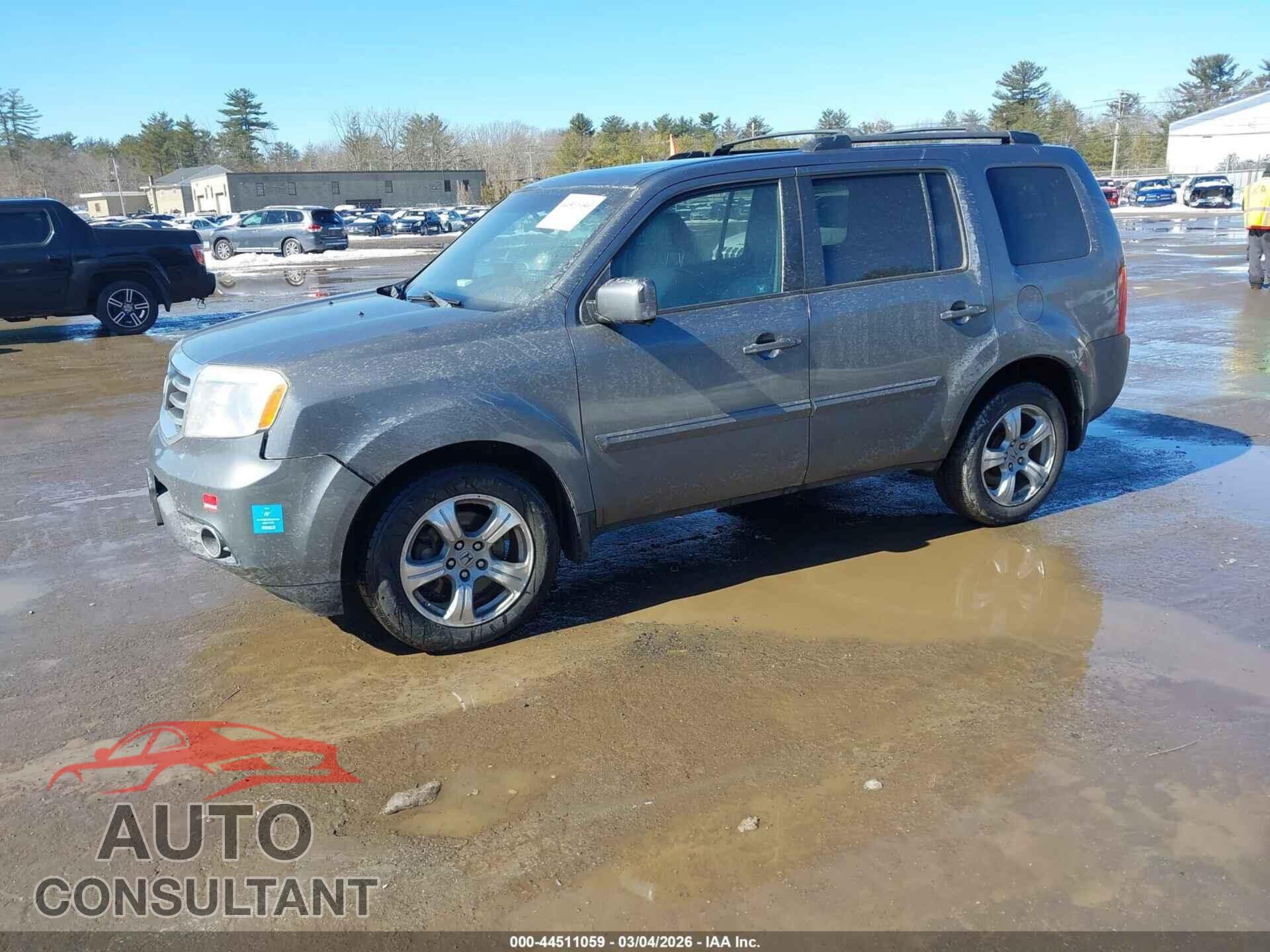 HONDA PILOT 2012 - 5FNYF4H51CB082383