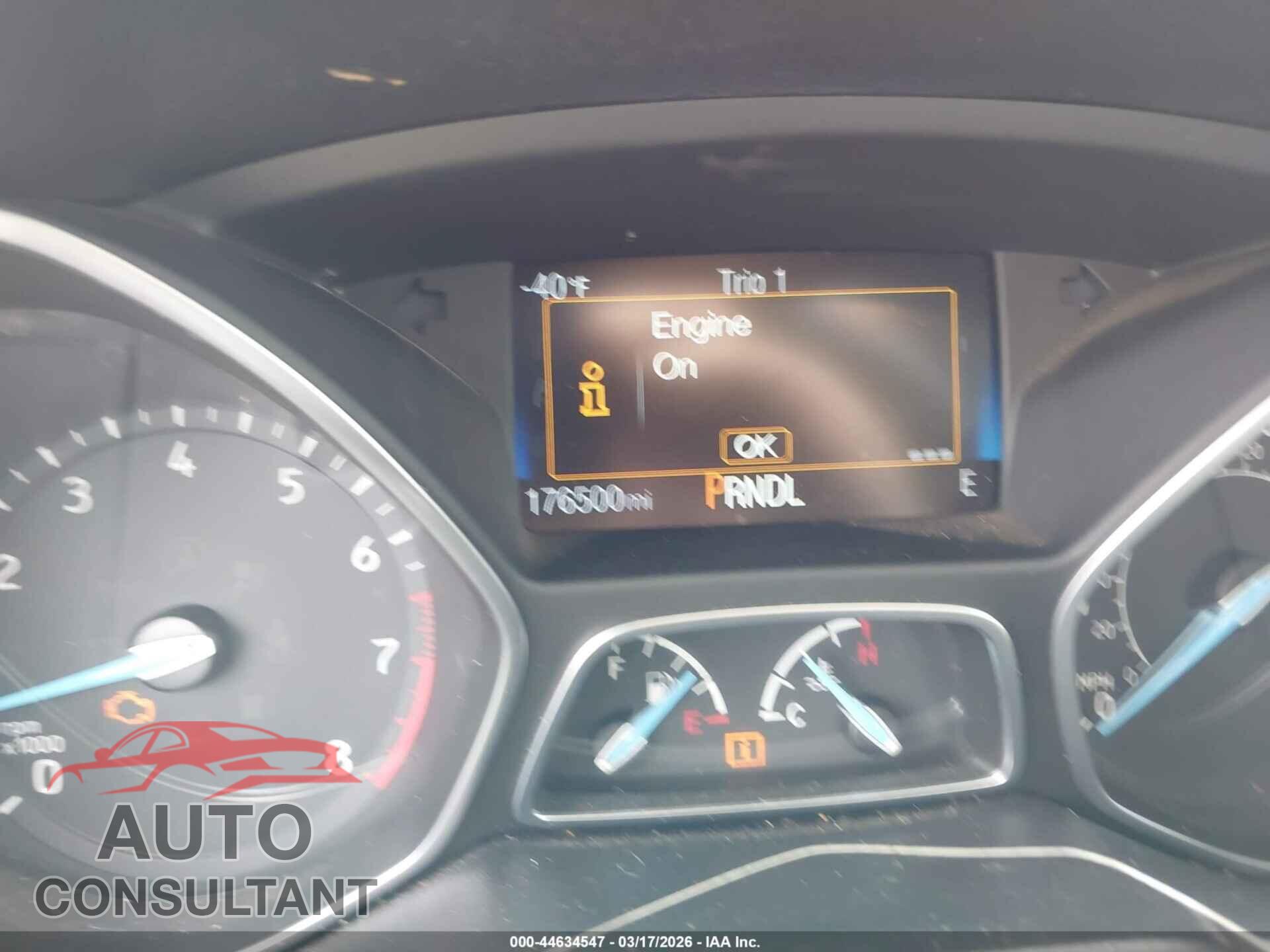 FORD FOCUS 2017 - 1FADP3F28HL249573