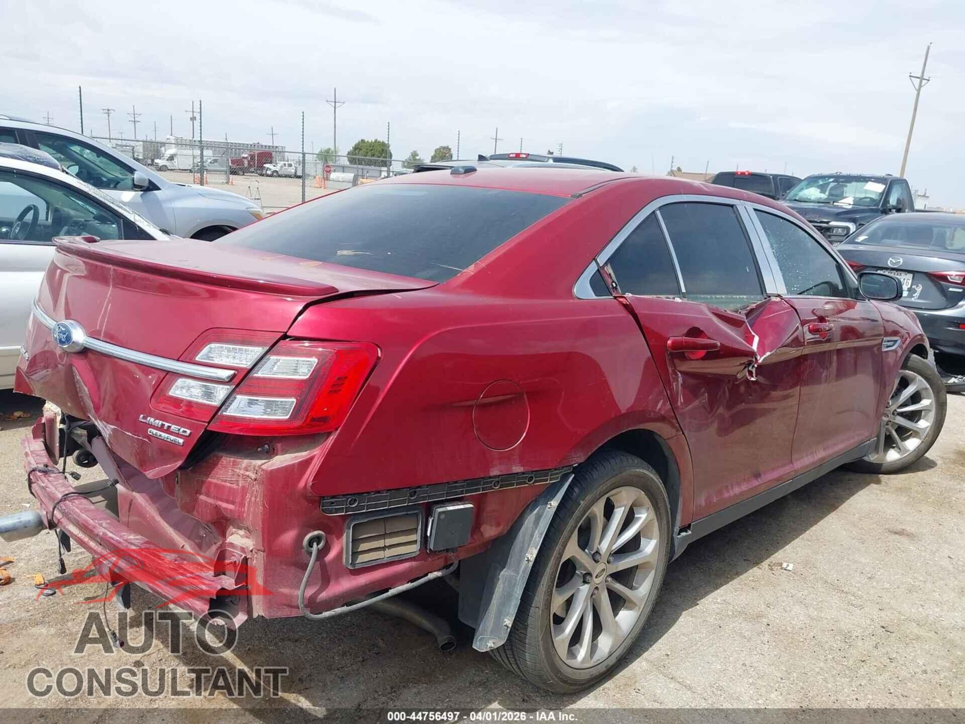 FORD TAURUS 2015 - 1FAHP2F84FG156765