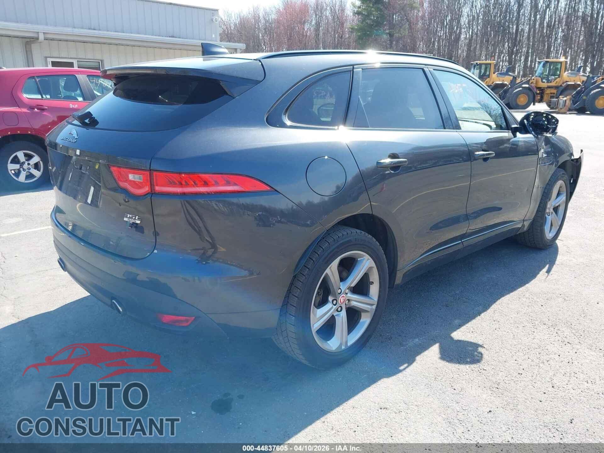 JAGUAR F-PACE 2017 - SADCL2BV8HA060398