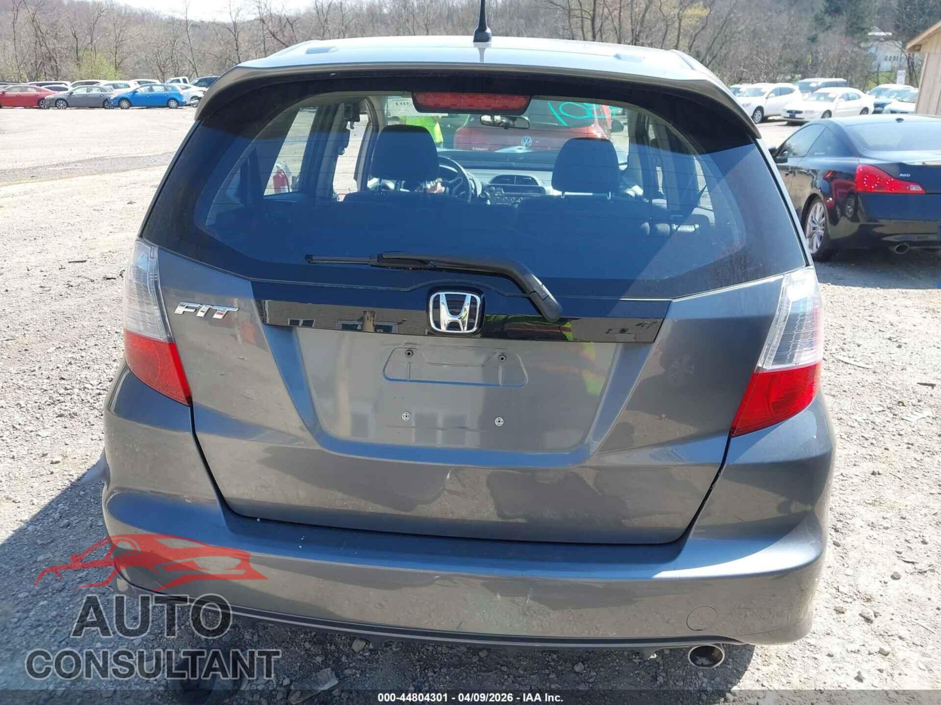 HONDA FIT 2013 - JHMGE8H50DC013168