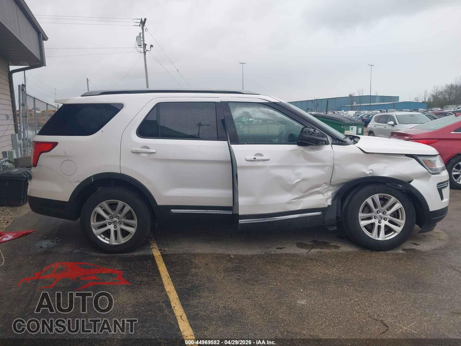 FORD EXPLORER 2018 - 1FM5K8D80JGC82403