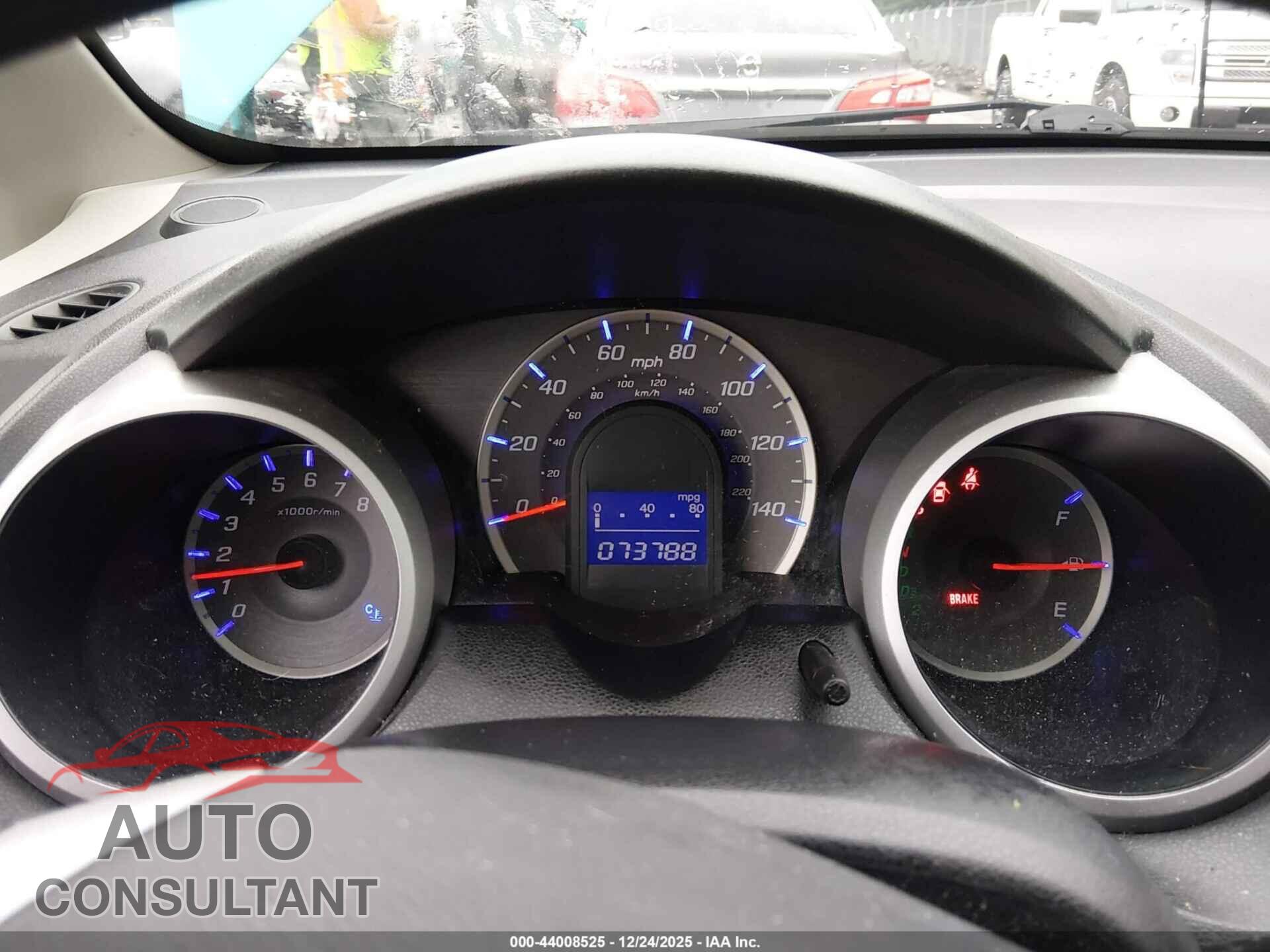 HONDA FIT 2013 - JHMGE8H3XDC010339