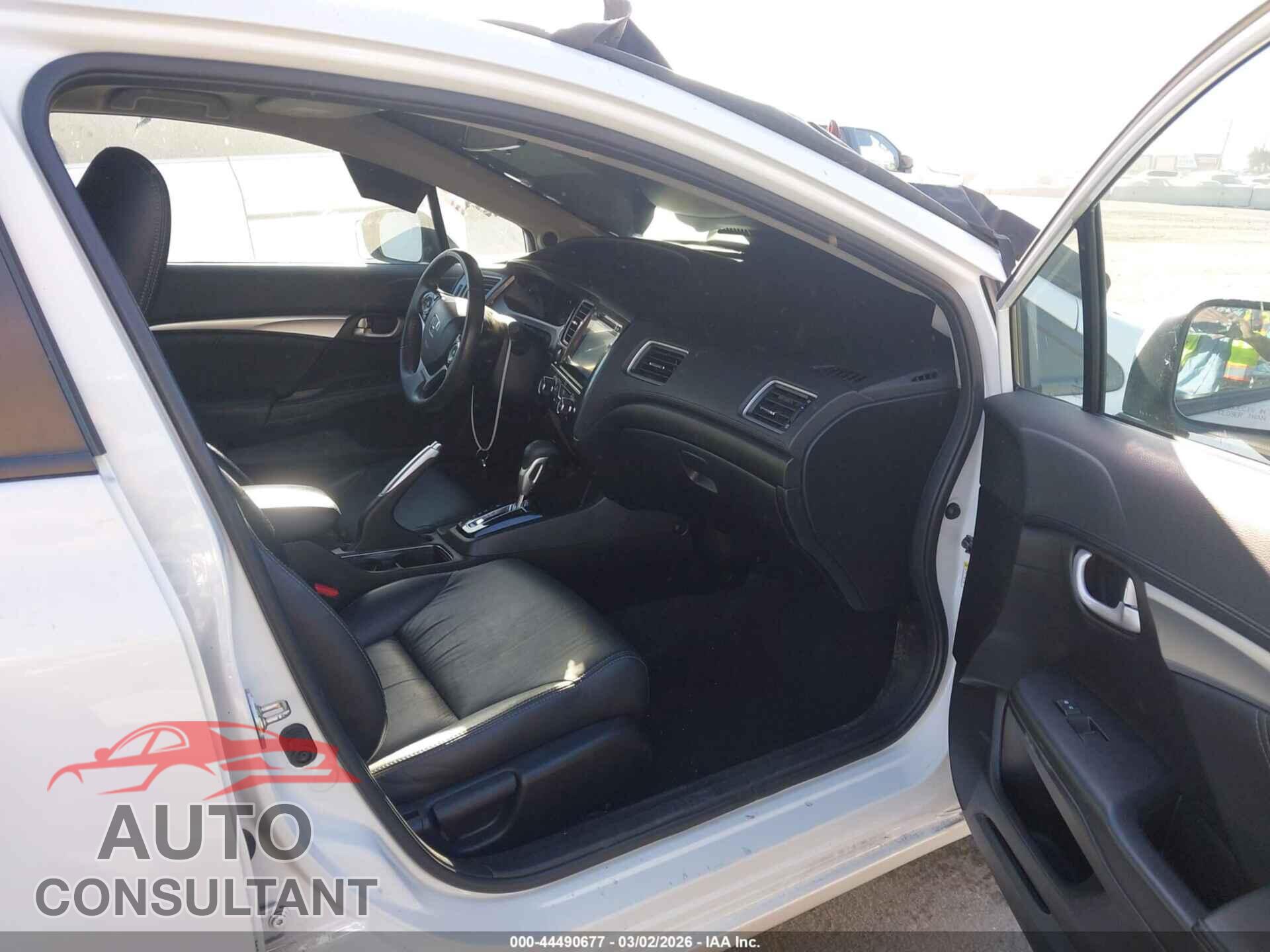 HONDA CIVIC 2015 - 19XFB2F9XFE213687