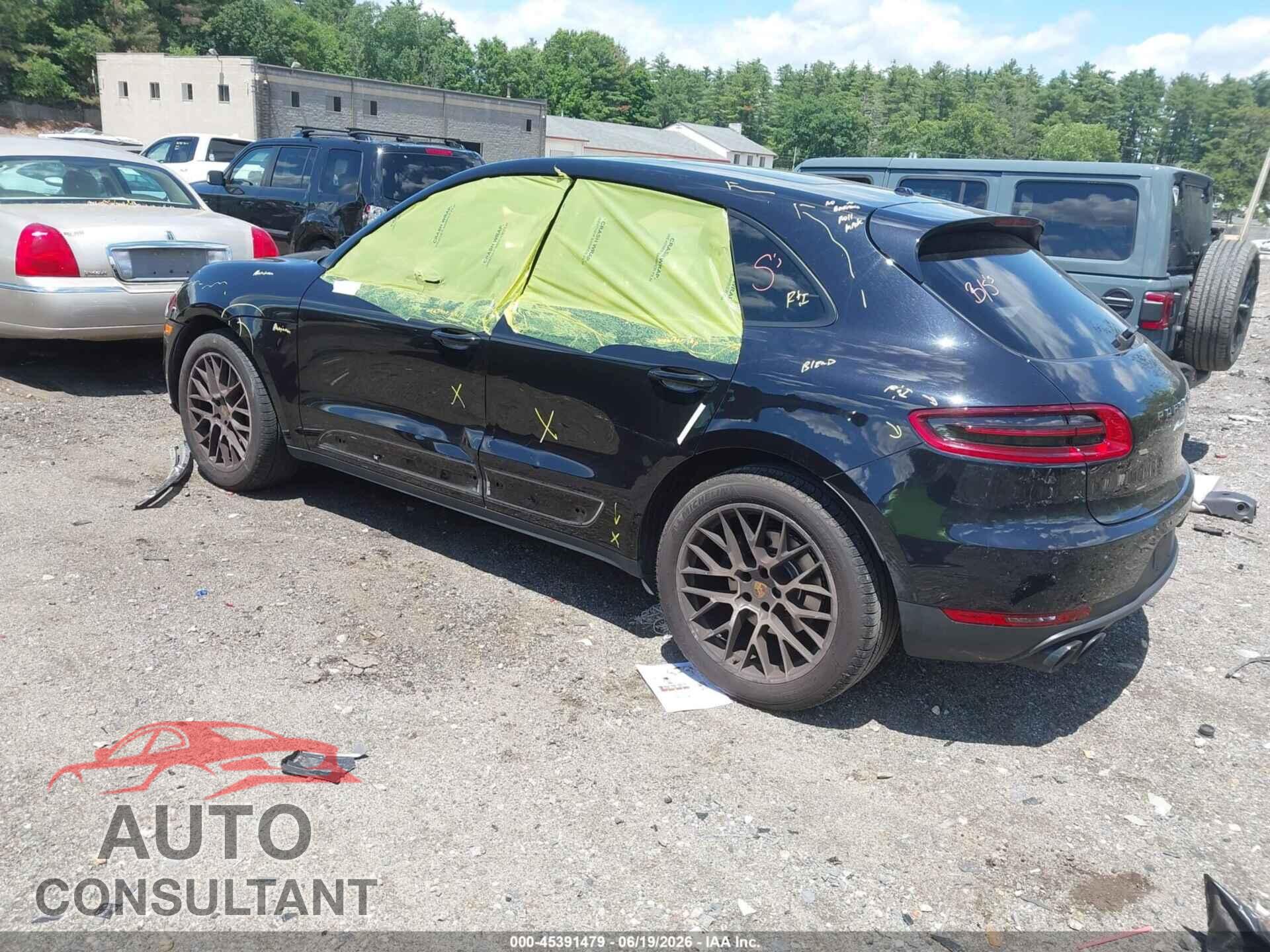 PORSCHE MACAN 2018 - WP1AA2A54JLB19059