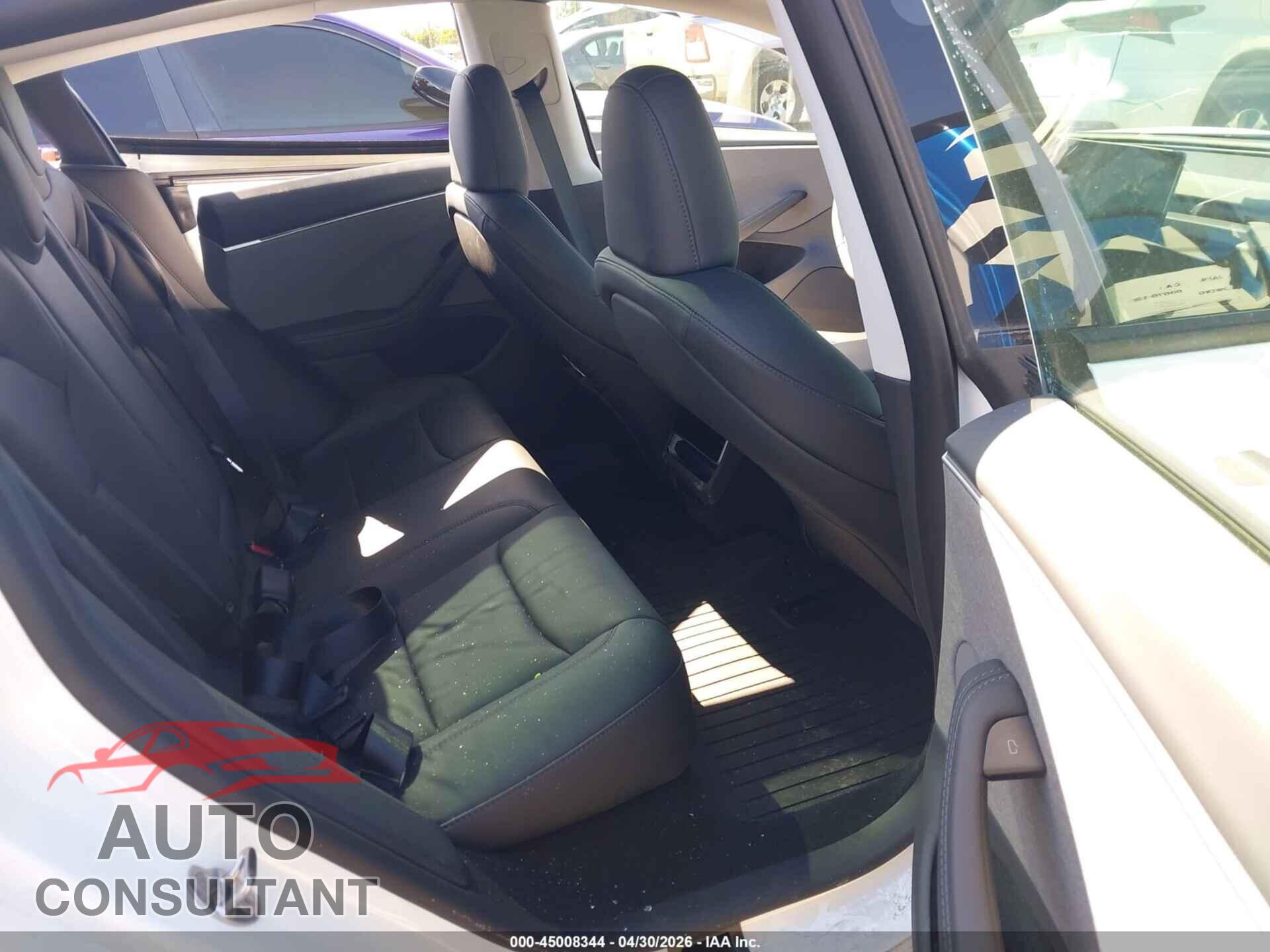 TESLA MODEL 3 2025 - 5YJ3E1EA8SF041485