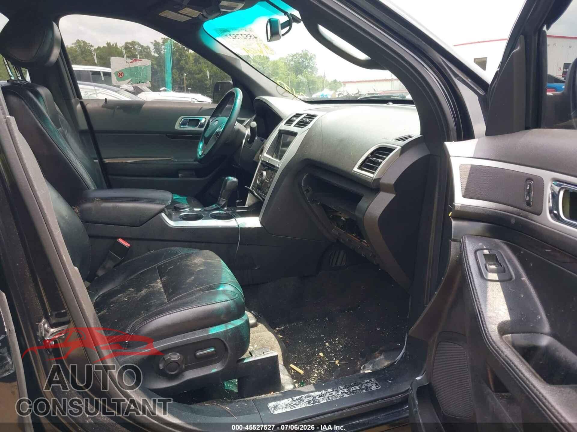 FORD EXPLORER 2011 - 1FMHK8F81BGA08039
