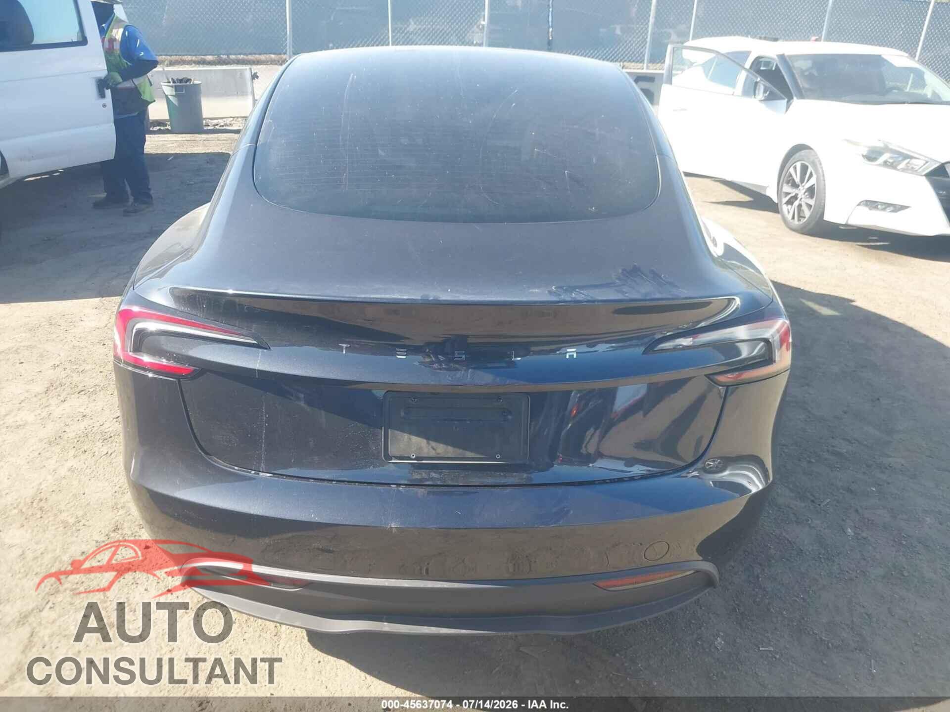 TESLA MODEL 3 2024 - 5YJ3E1EA1RF771264