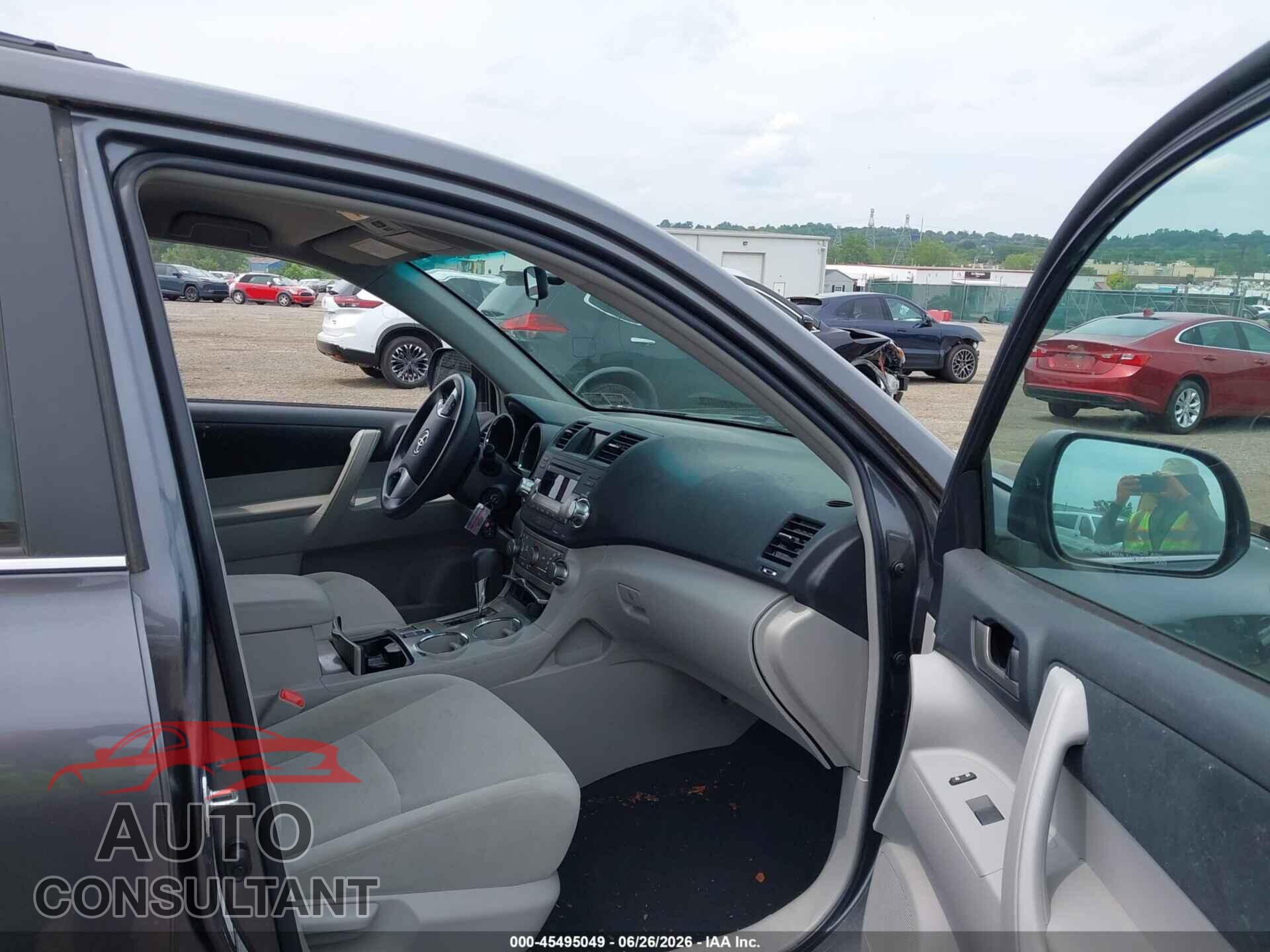 TOYOTA HIGHLANDER 2012 - 5TDBK3EH4CS093884