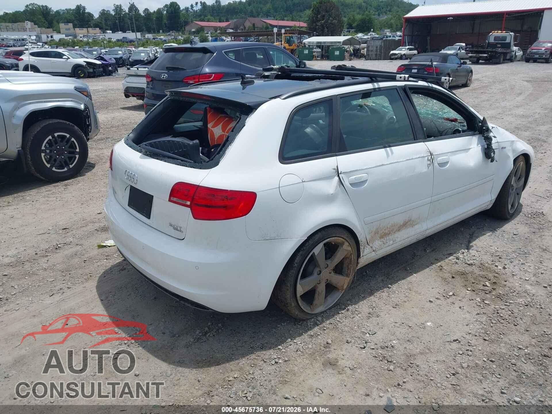 AUDI A3 2012 - WAUMFAFM1CA101639