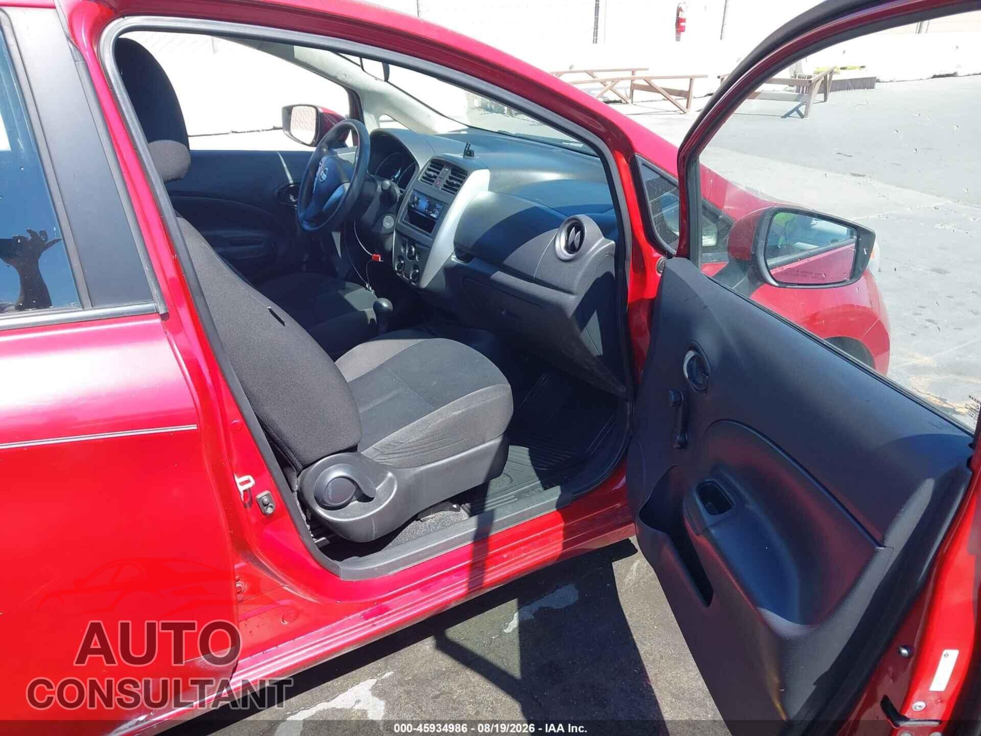 NISSAN VERSA NOTE 2015 - 3N1CE2CP3FL450355