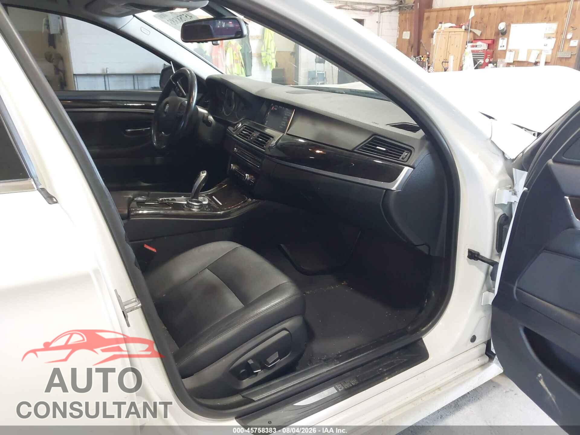 BMW 528I 2015 - WBA5A5C59FD512877