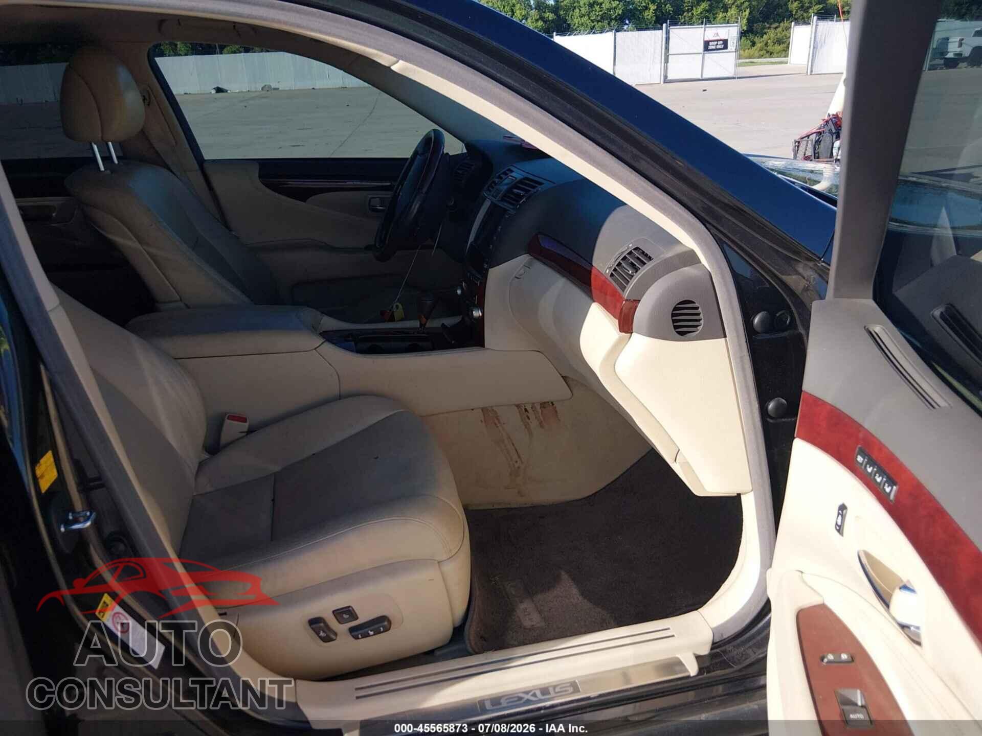 LEXUS LS 460 2010 - JTHBL5EF3A5096560