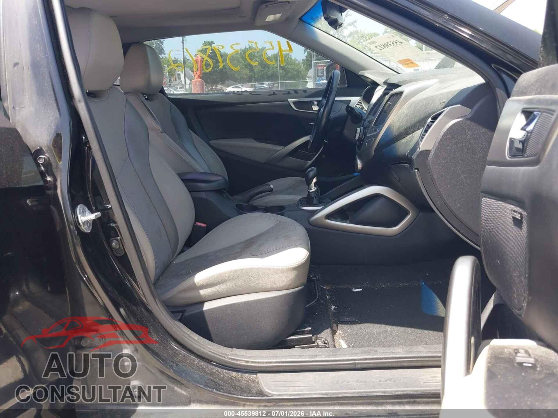 HYUNDAI VELOSTER 2012 - KMHTC6AD0CU076206