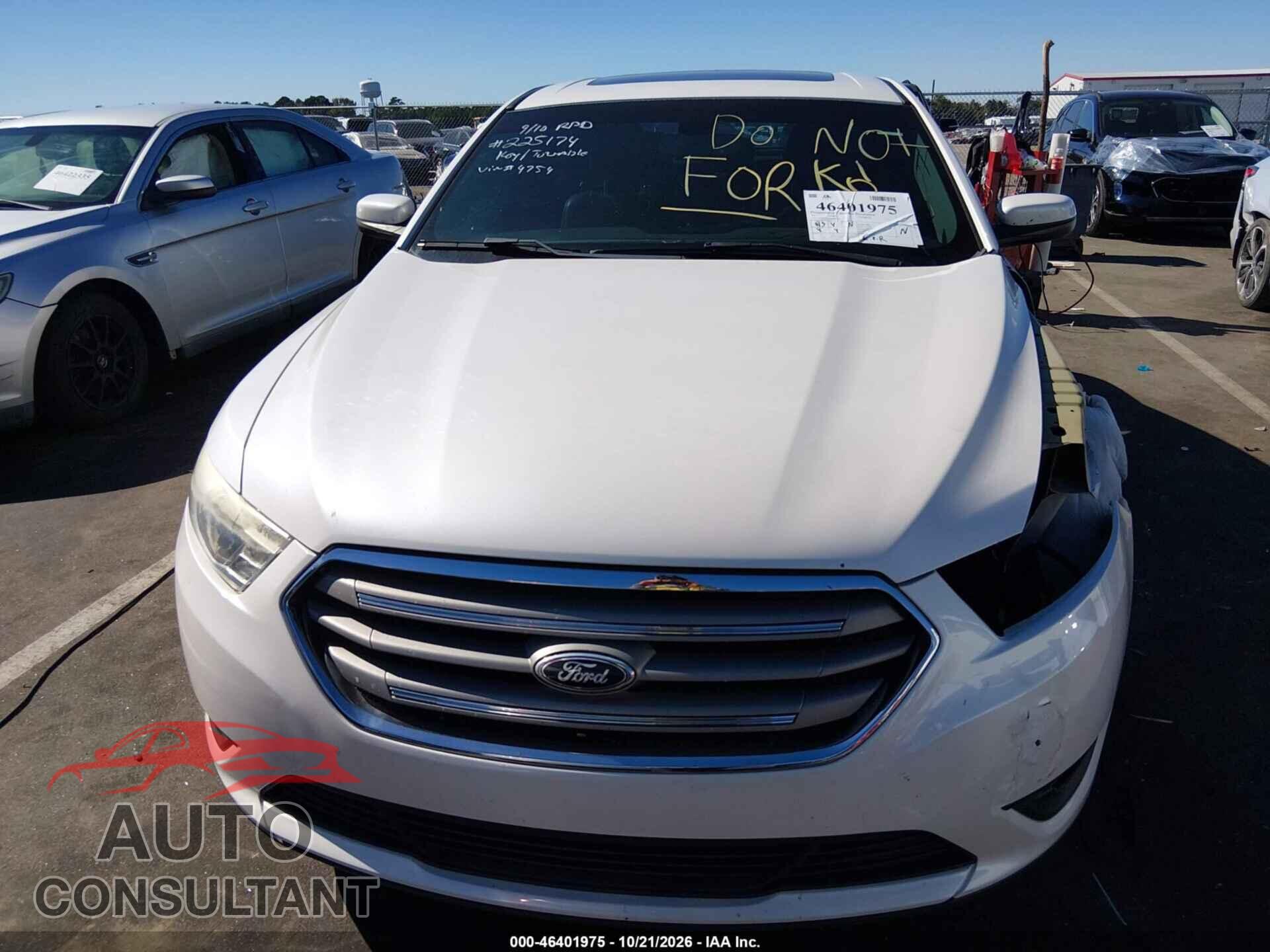 FORD TAURUS 2015 - 1FAHP2E80FG194754
