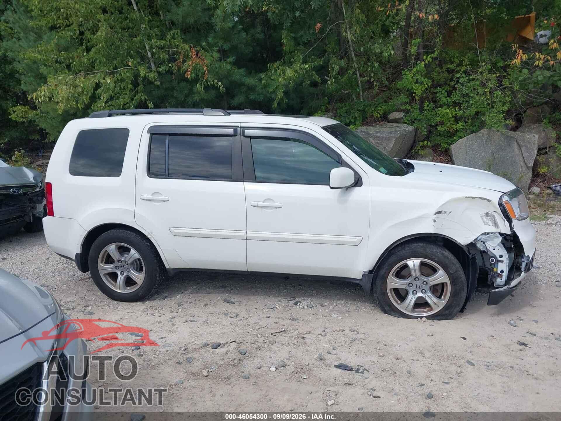 HONDA PILOT 2015 - 5FNYF4H5XFB061228
