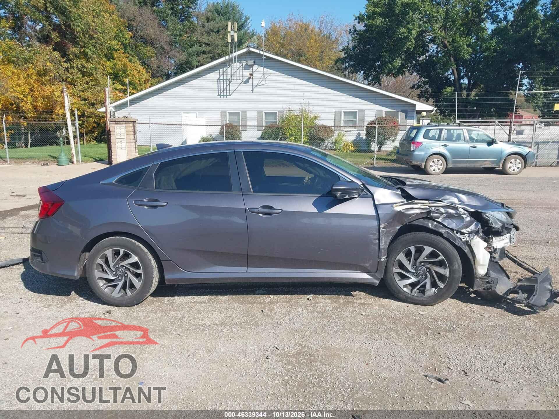 HONDA CIVIC 2018 - 19XFC2F79JE008821