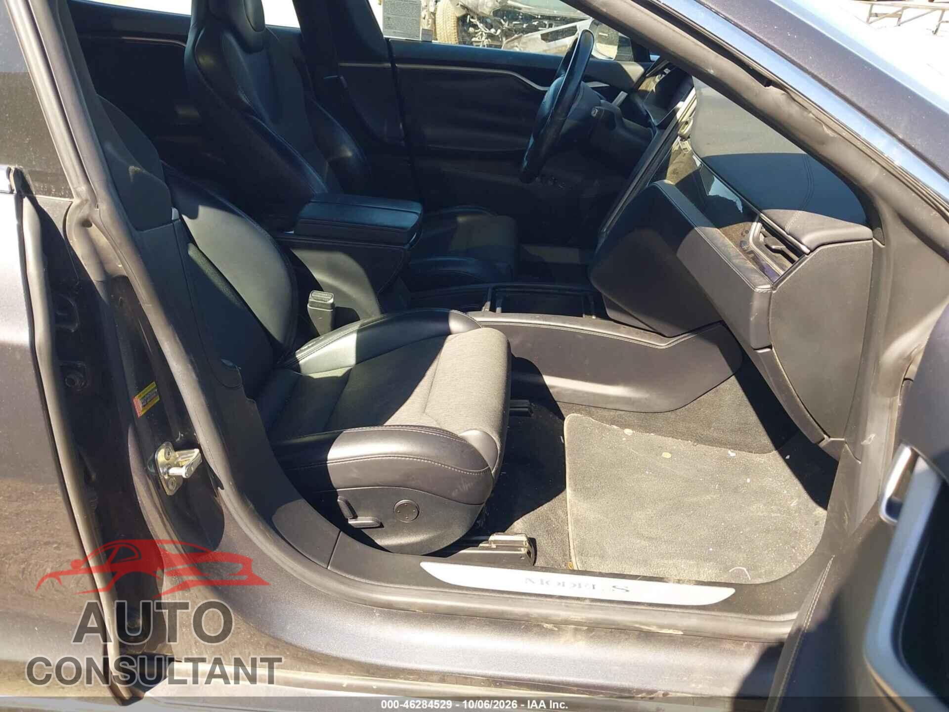 TESLA MODEL S 2018 - 5YJSA1E28JF285409