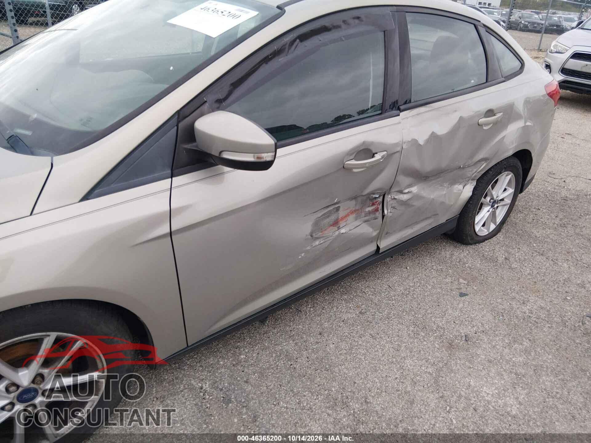 FORD FOCUS 2015 - 1FADP3F24FL228877