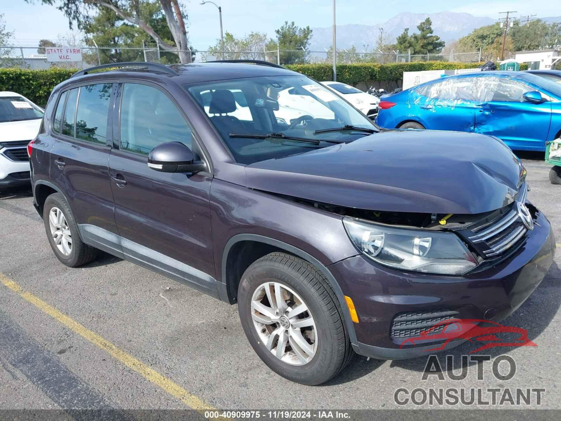 VOLKSWAGEN TIGUAN 2016 - WVGAV7AX0GW539165