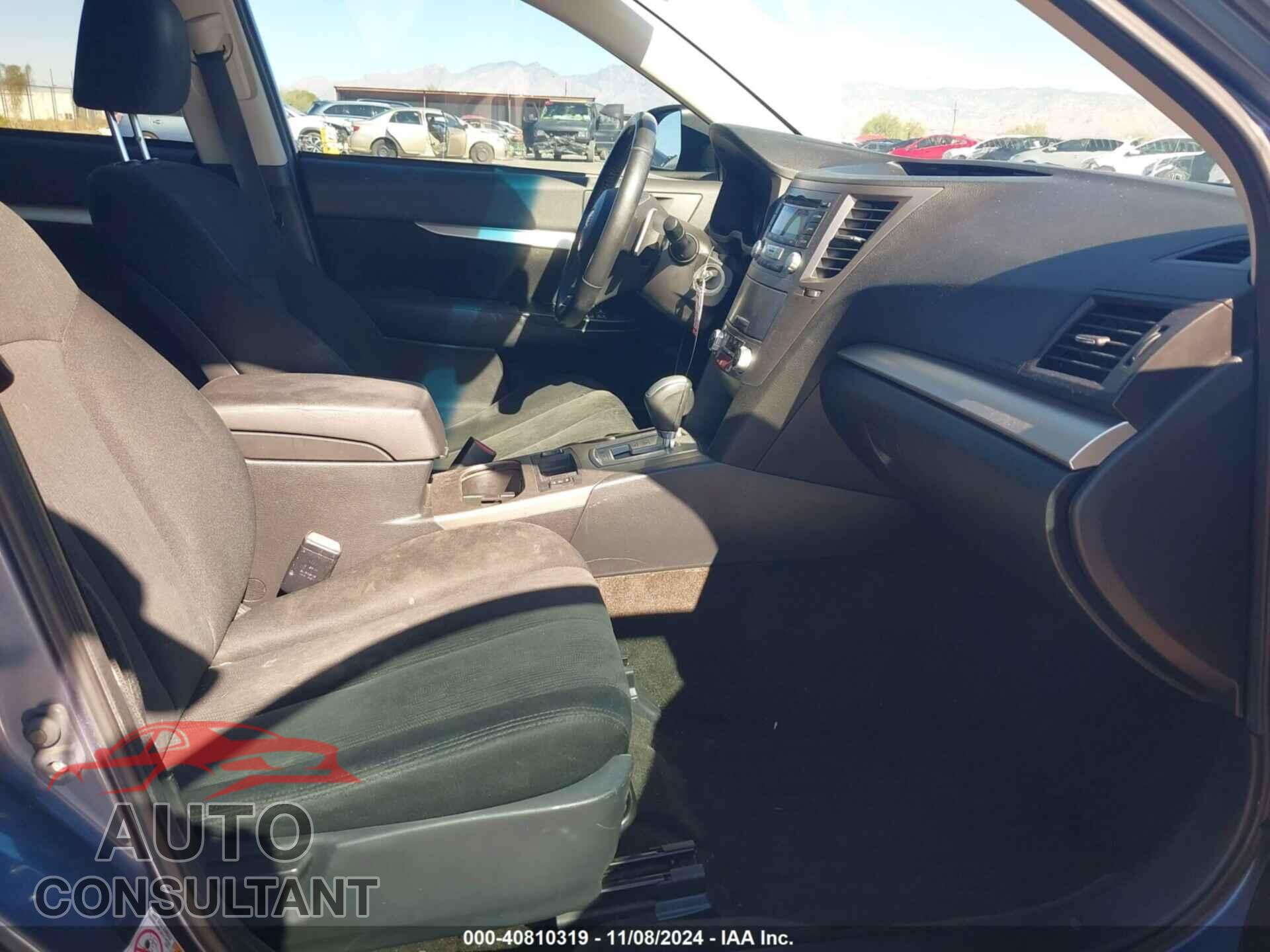 SUBARU OUTBACK 2013 - 4S4BRCCC4D3283668