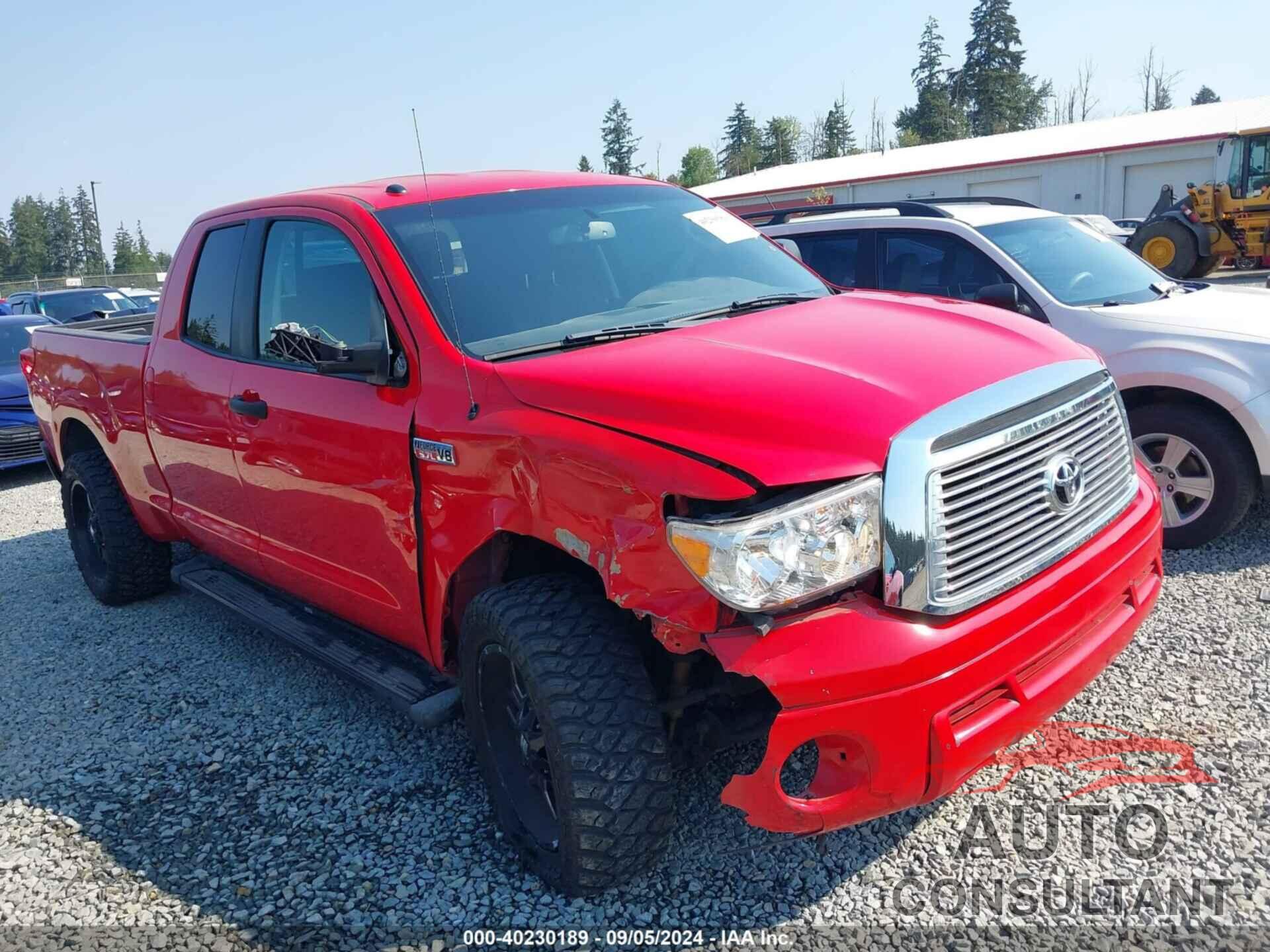 TOYOTA TUNDRA 2013 - 5TFUY5F14DX301892