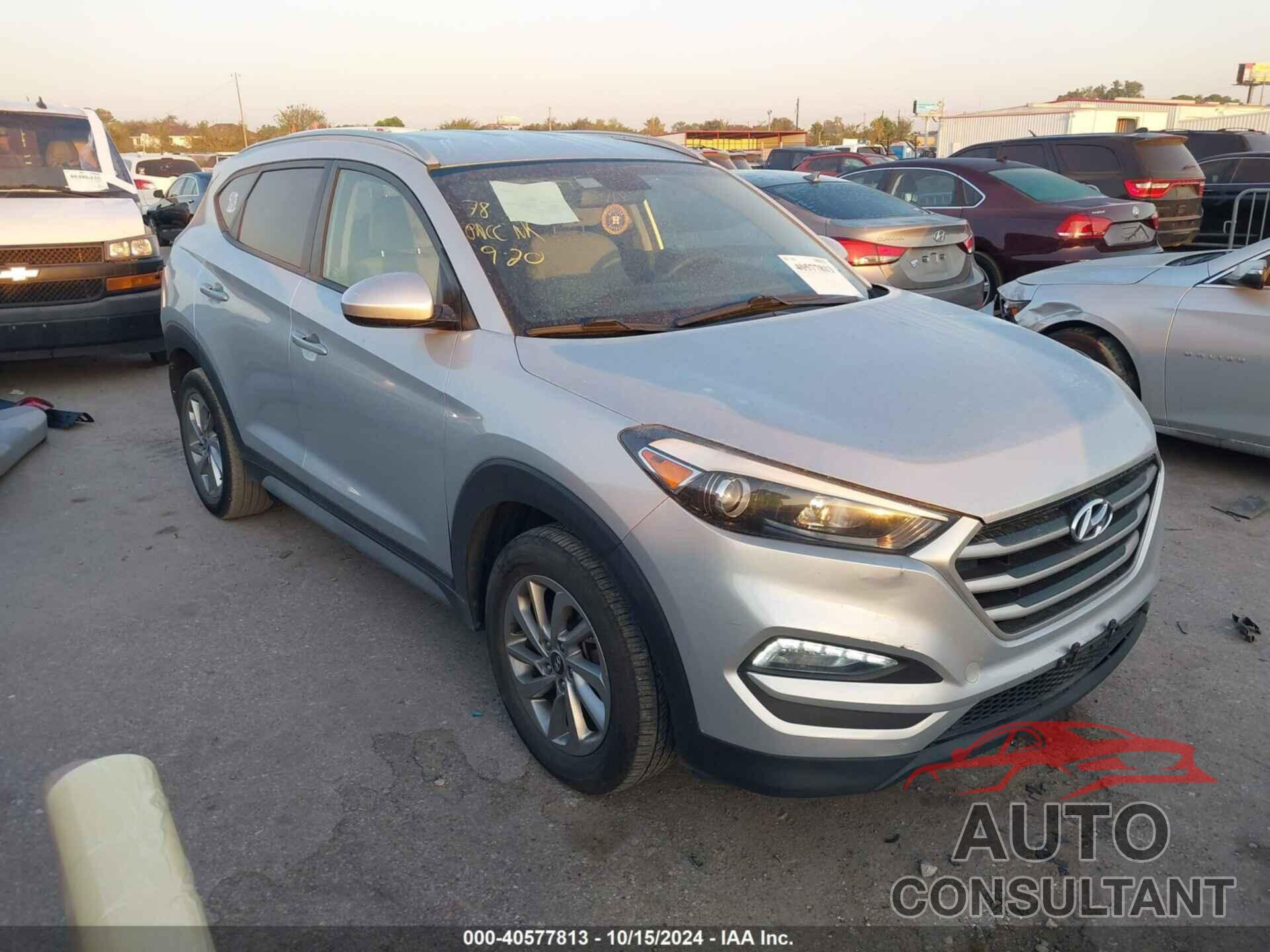 HYUNDAI TUCSON 2018 - KM8J33A40JU666831