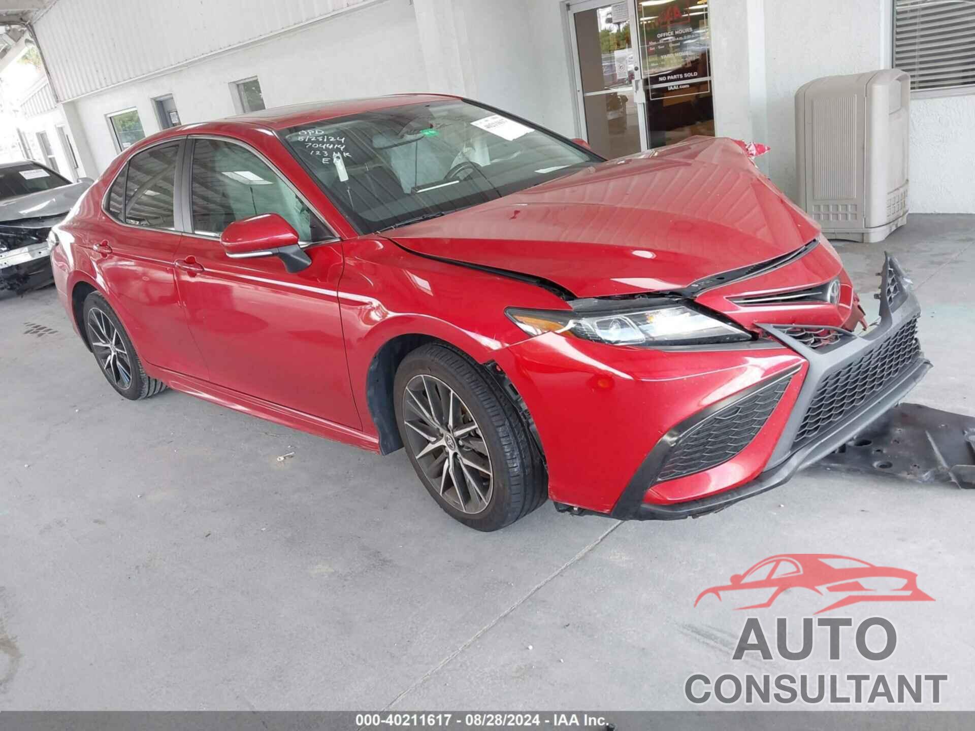 TOYOTA CAMRY 2021 - 4T1T11AK4MU403196