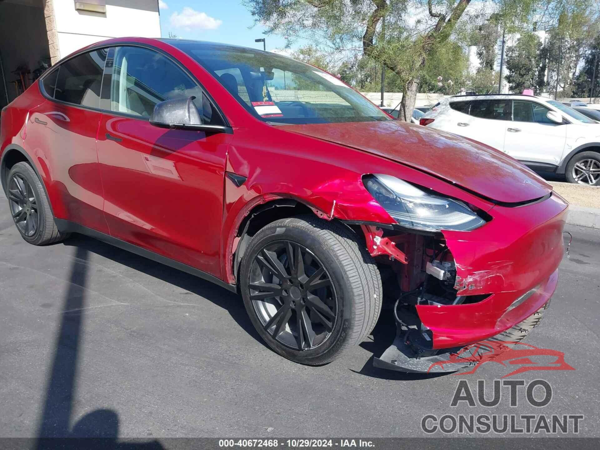 TESLA MODEL Y 2024 - 7SAYGDEE5RA238788