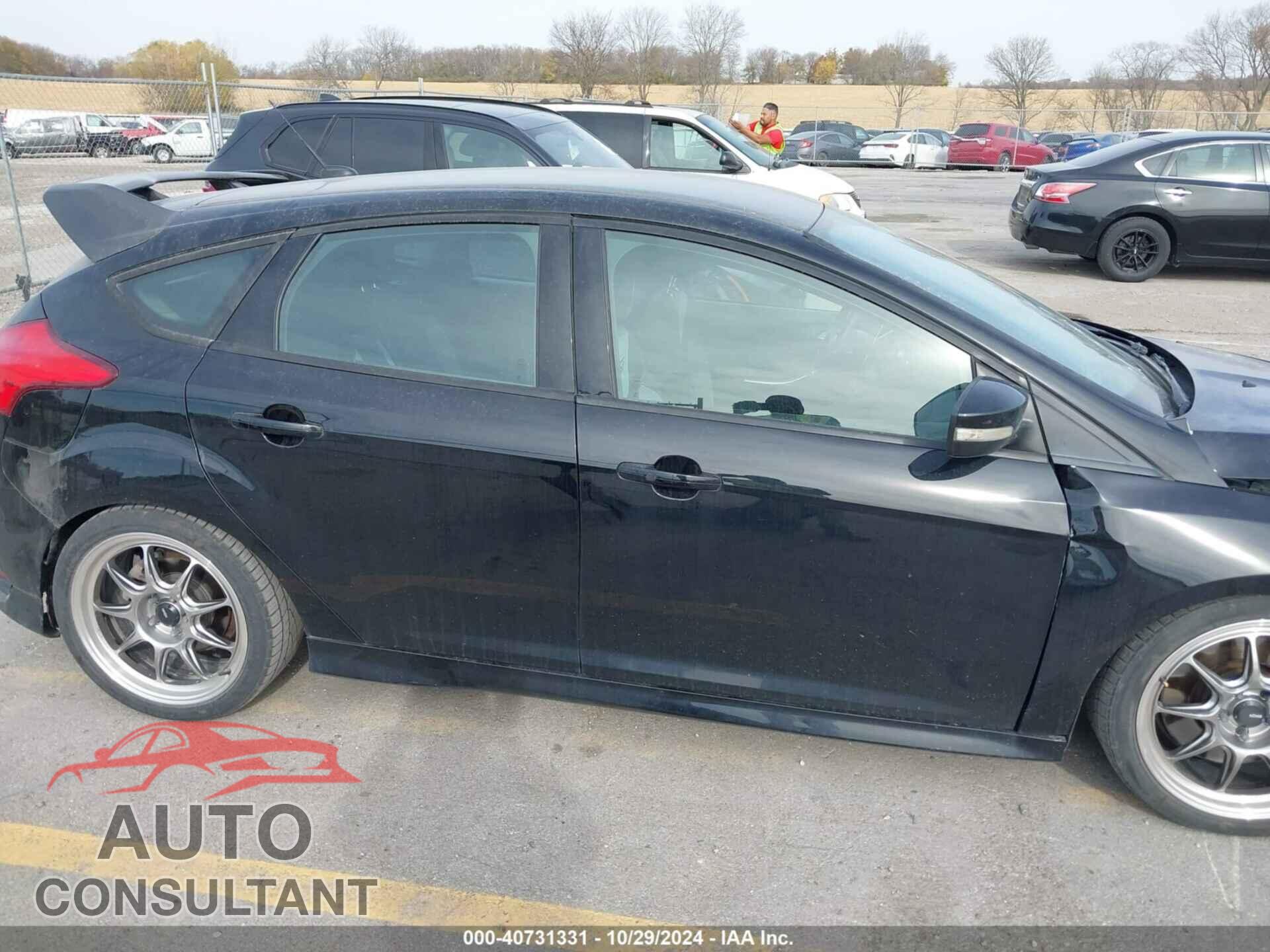 FORD FOCUS ST 2017 - 1FADP3L95HL319029