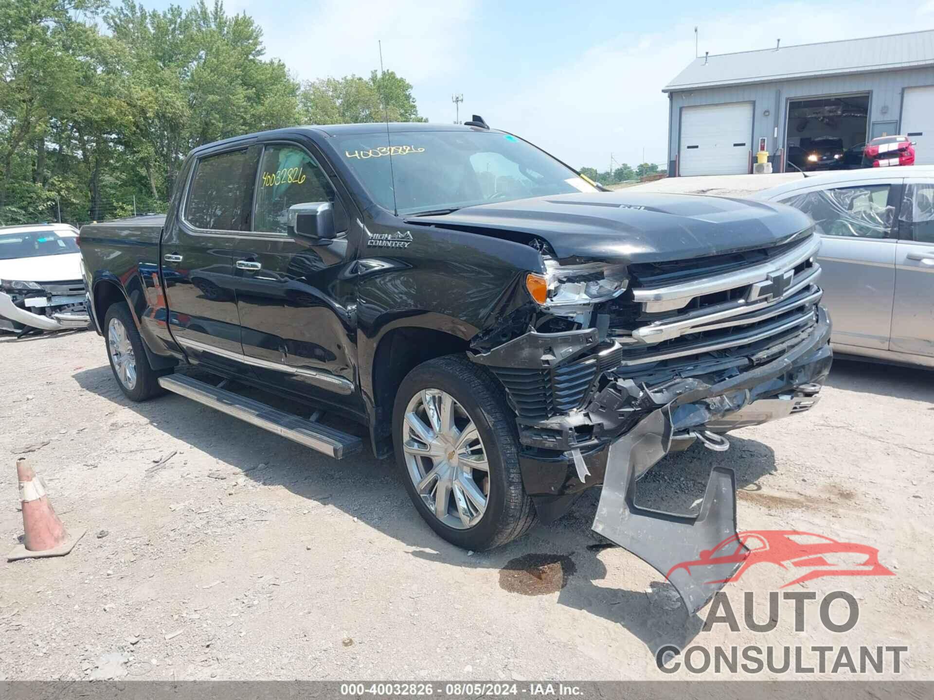 CHEVROLET SILVERADO 1500 2023 - 1GCUDJEL3PZ233942