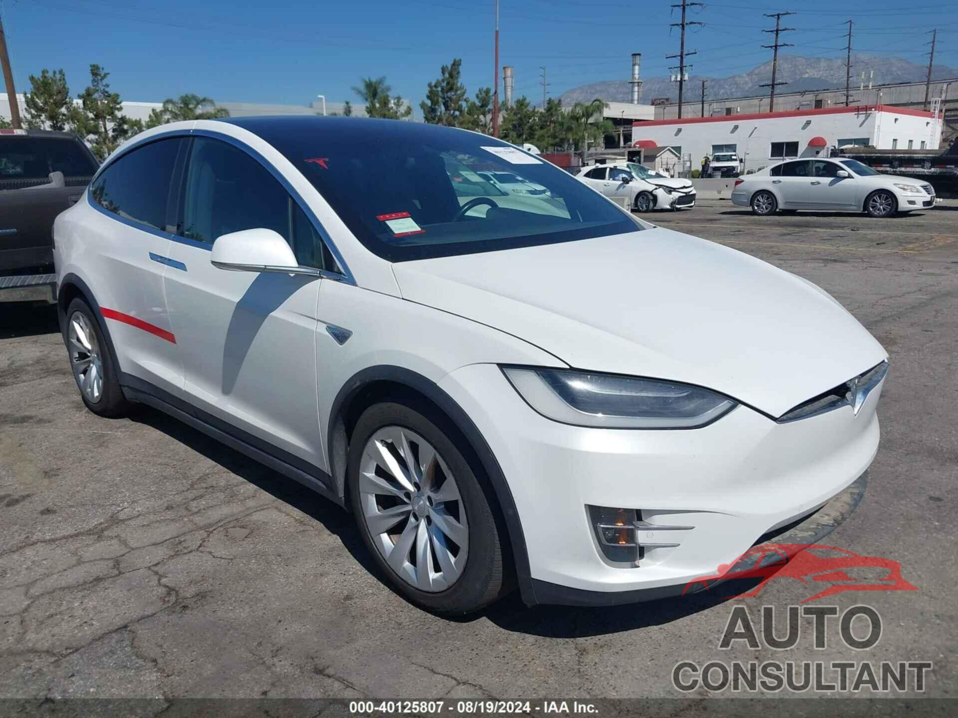 TESLA MODEL X 2016 - 5YJXCBE26GF016937