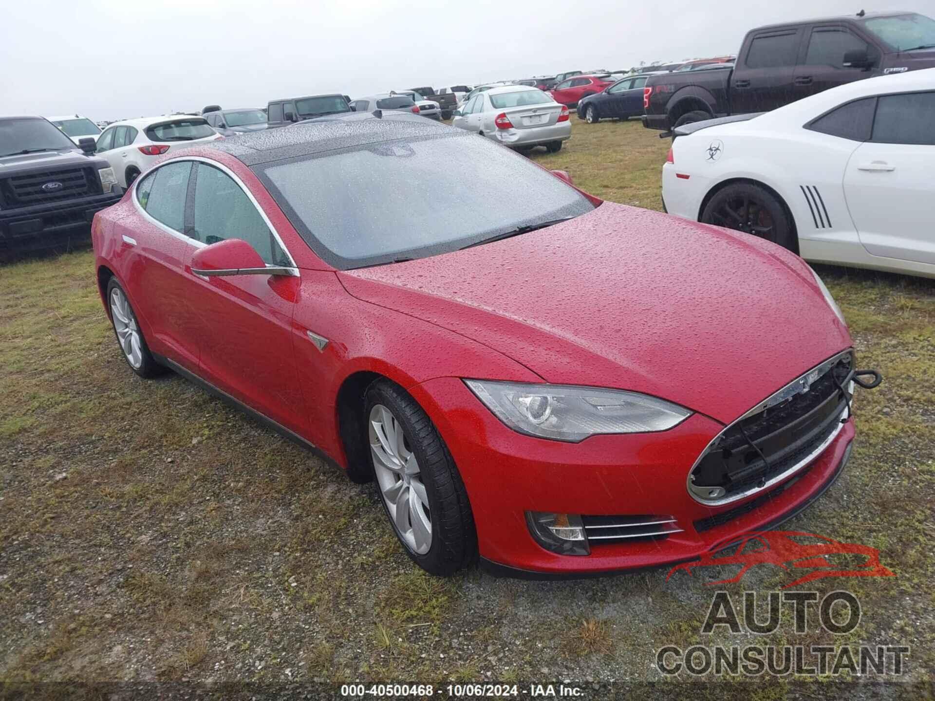 TESLA MODEL S 2015 - 5YJSA1E26FF106890