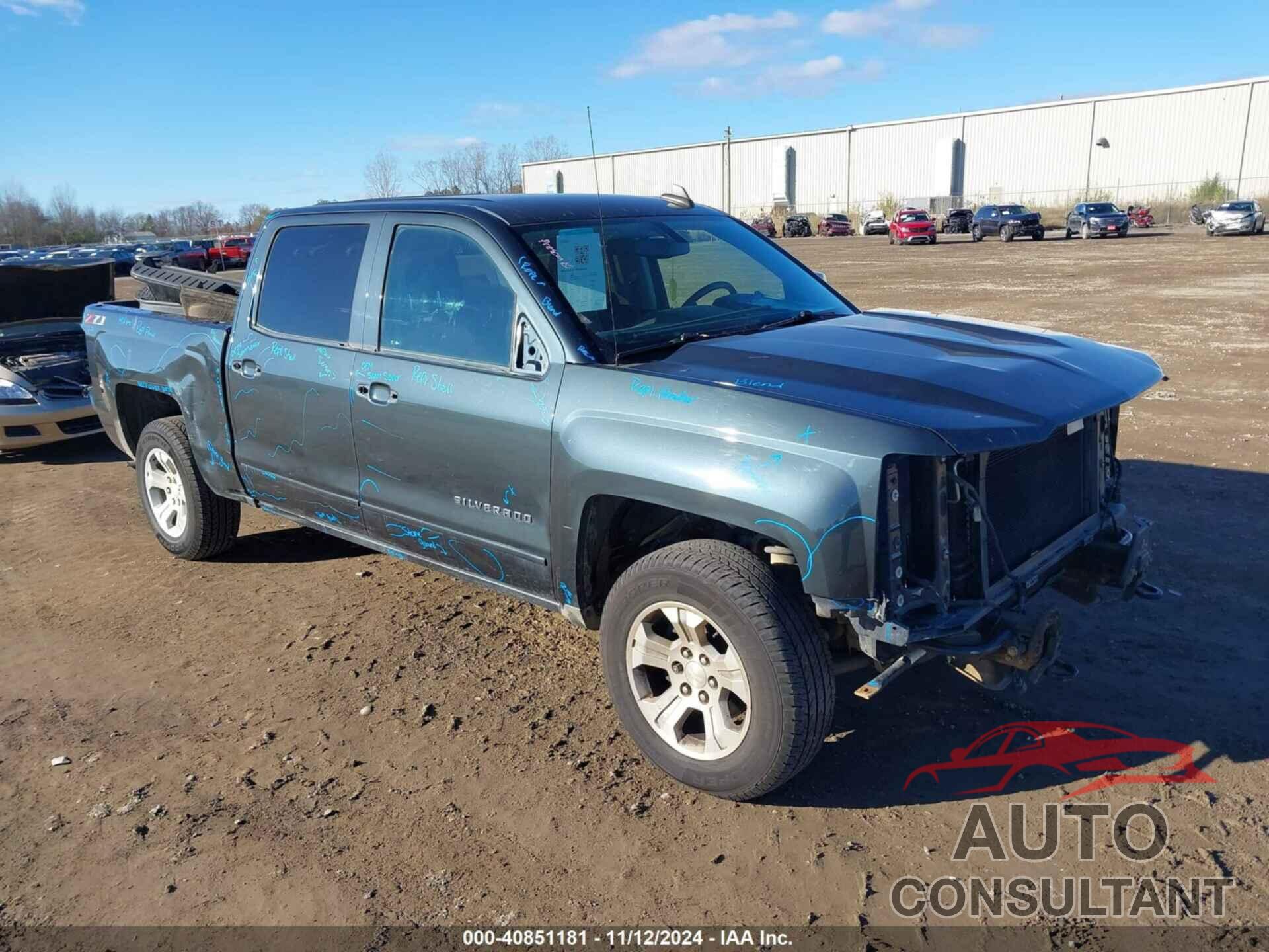 CHEVROLET SILVERADO 1500 2018 - 3GCUKRECXJG321396