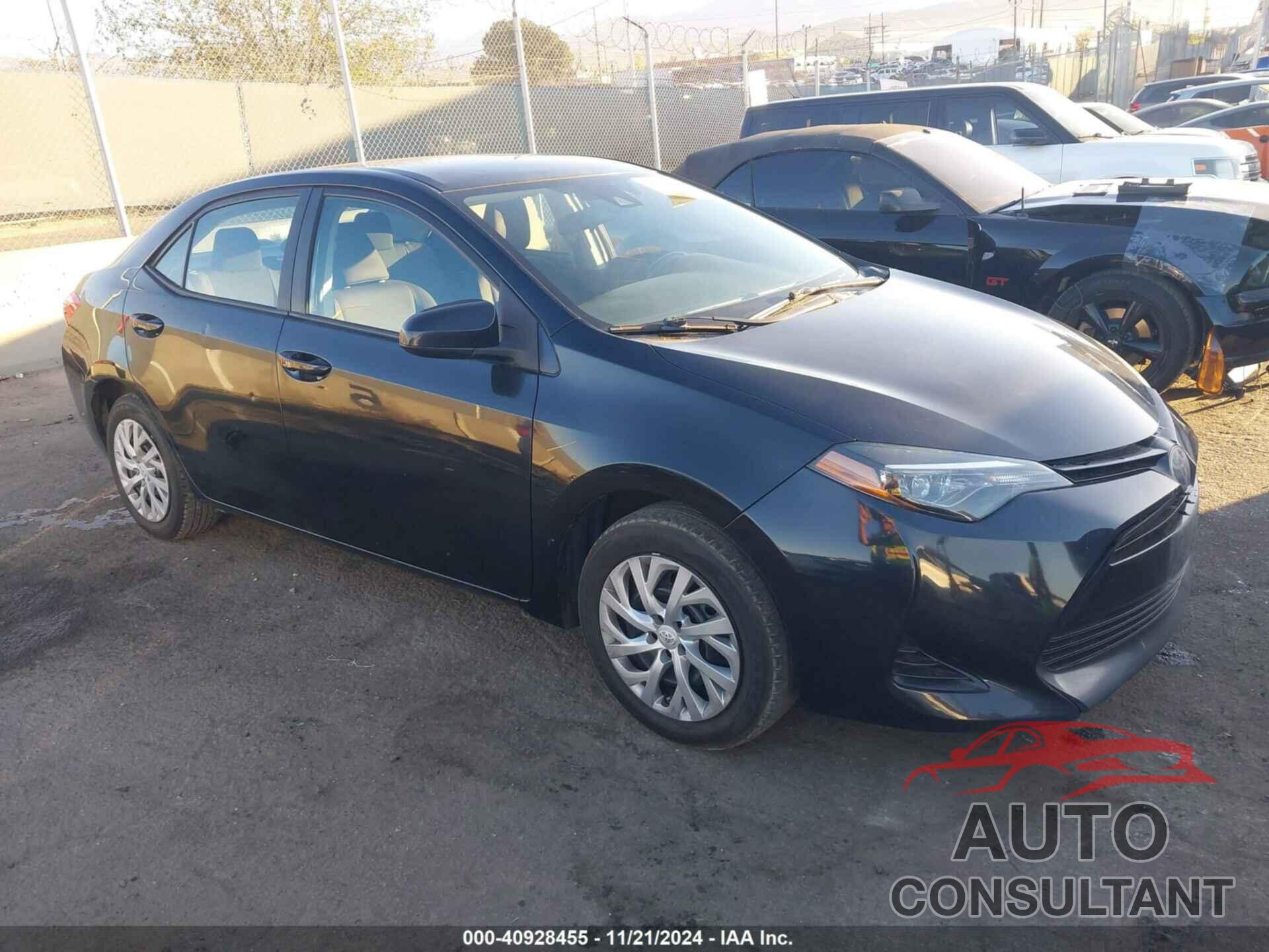 TOYOTA COROLLA 2018 - 2T1BURHE5JC072580