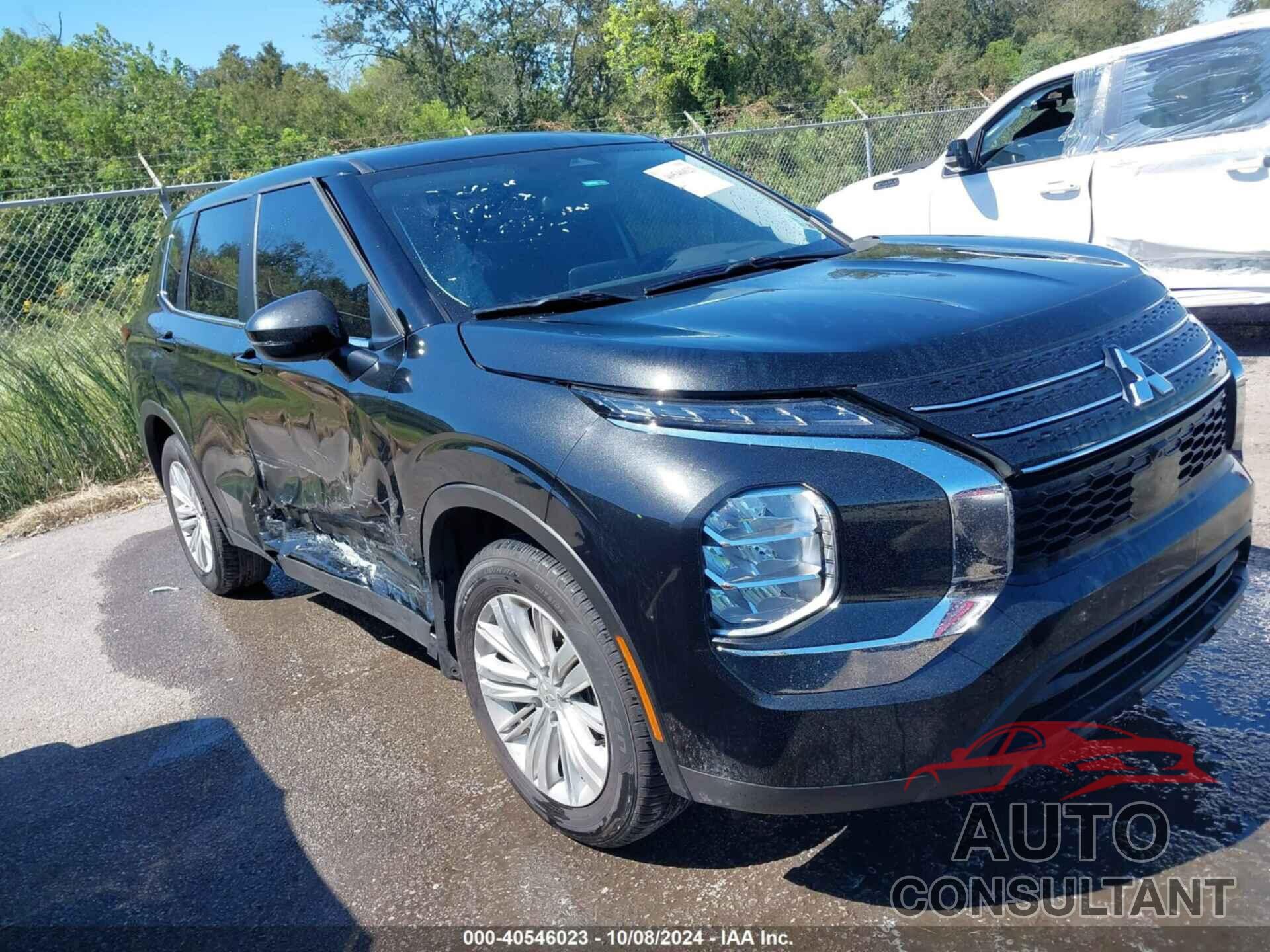 MITSUBISHI OUTLANDER 2024 - JA4J3UA81RZ044776