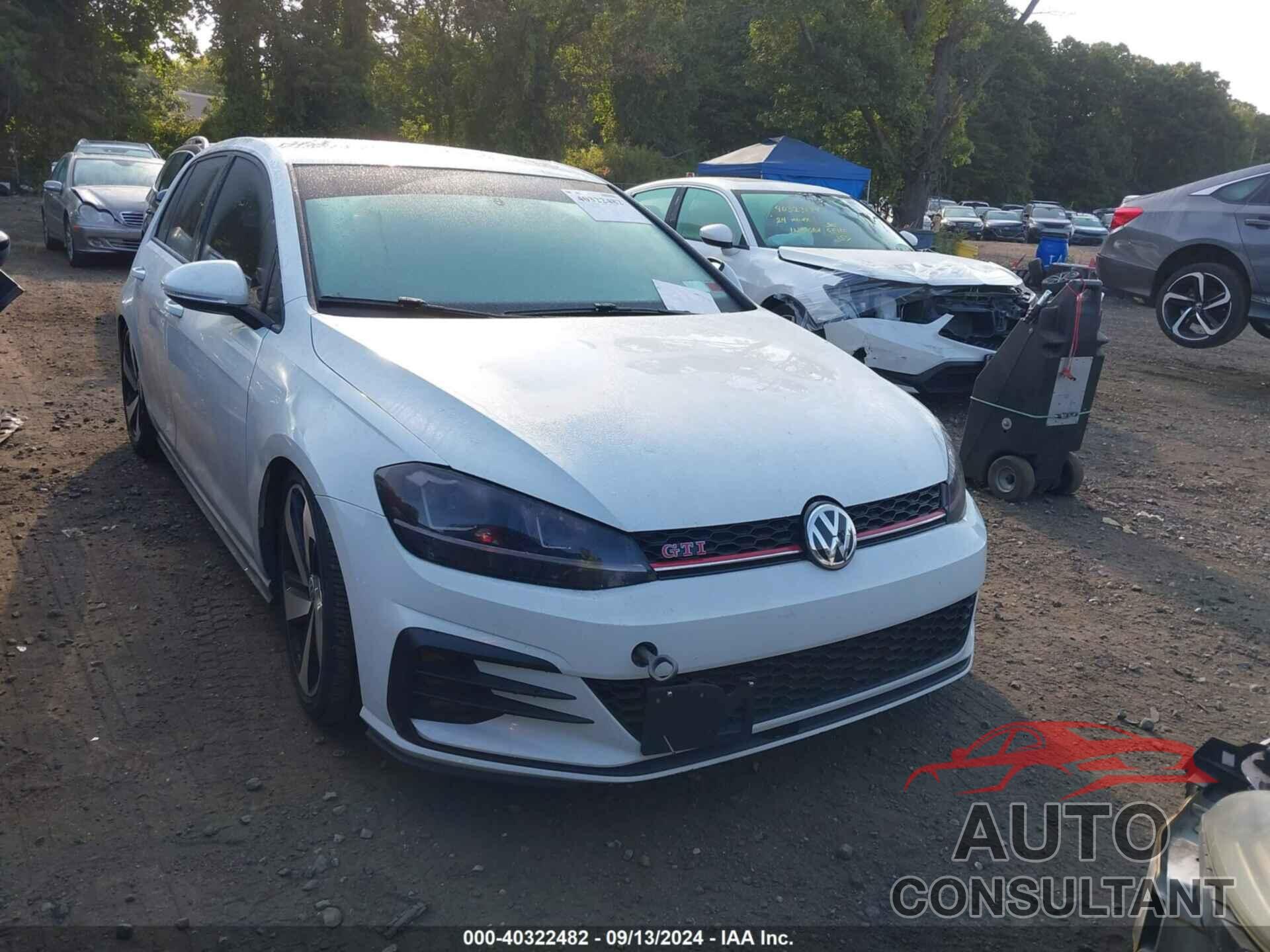 VOLKSWAGEN GOLF GTI 2020 - 3VW6T7AU0LM002888