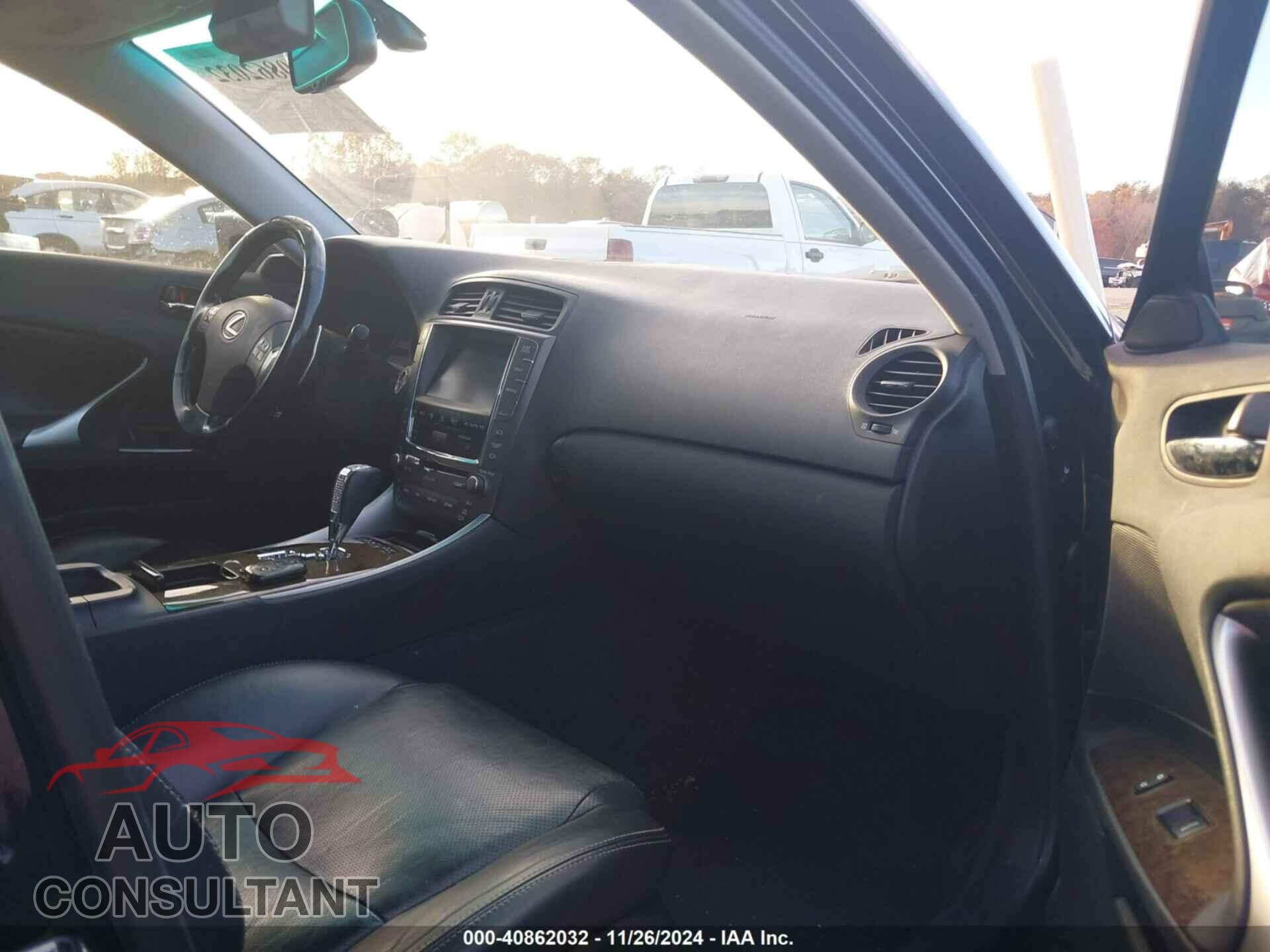 LEXUS IS 350 2009 - JTHBE262195021985