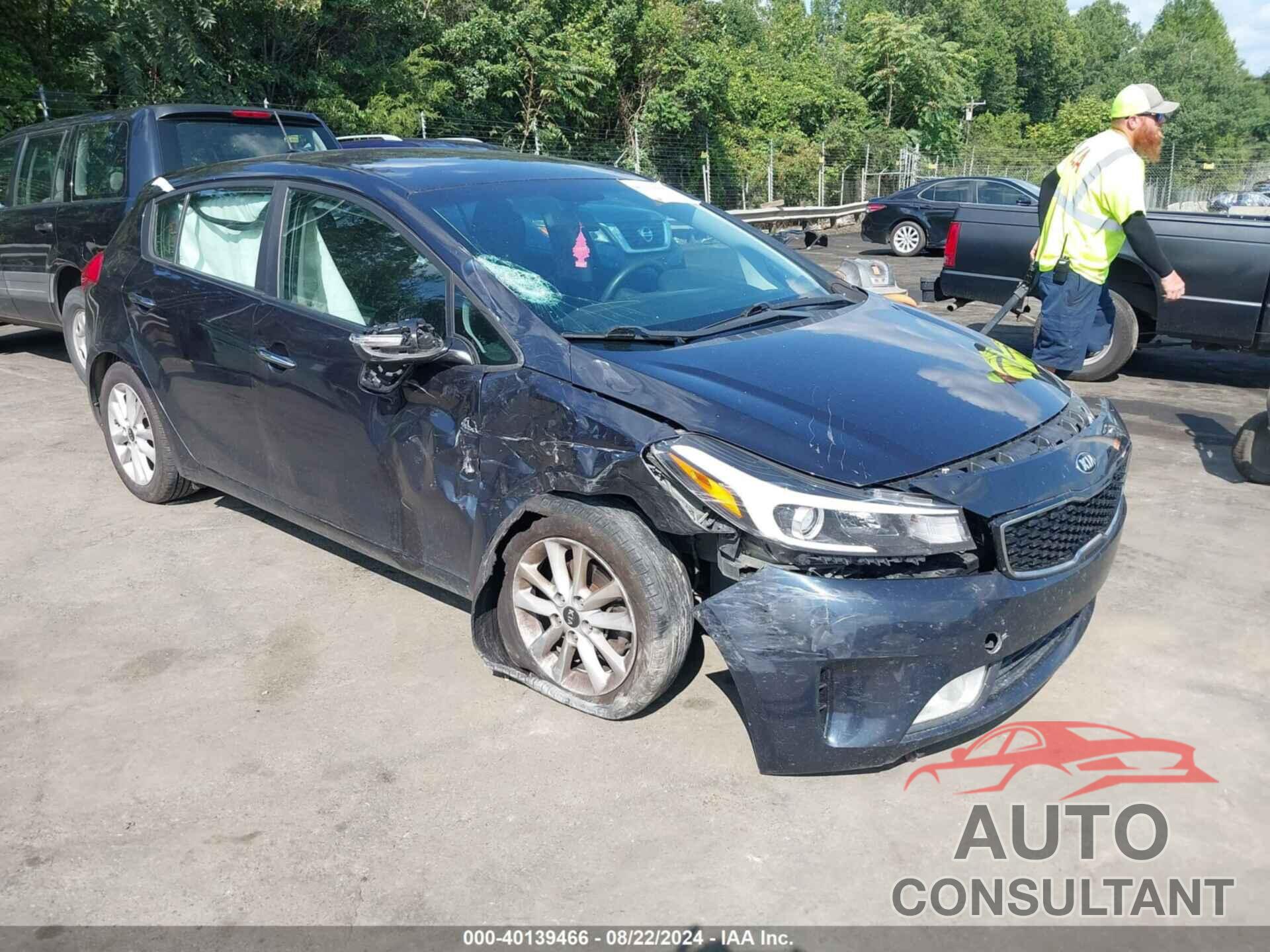 KIA FORTE 2017 - KNAFK5A86H5693917