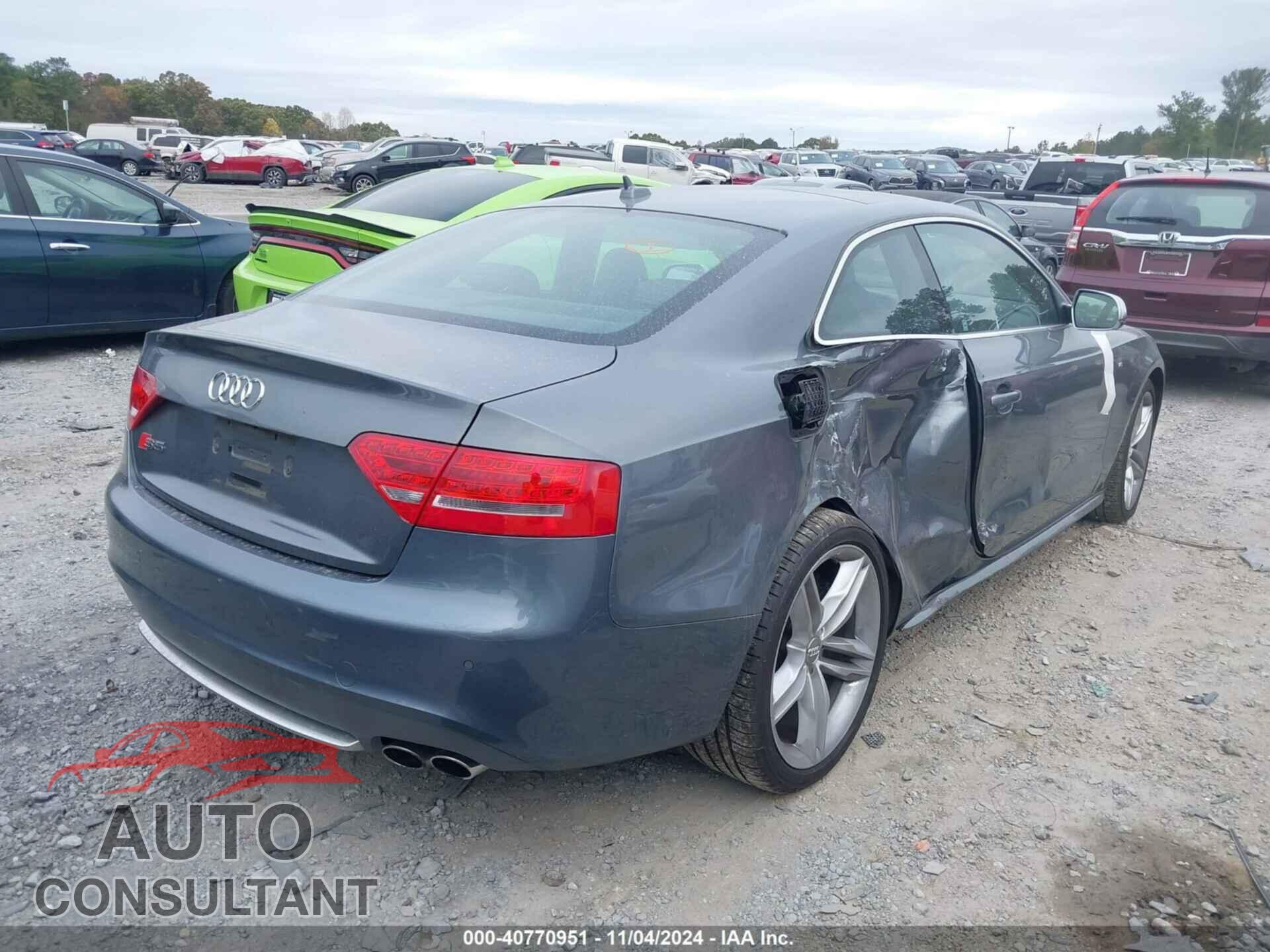 AUDI S5 2012 - WAUCVAFR4CA003571