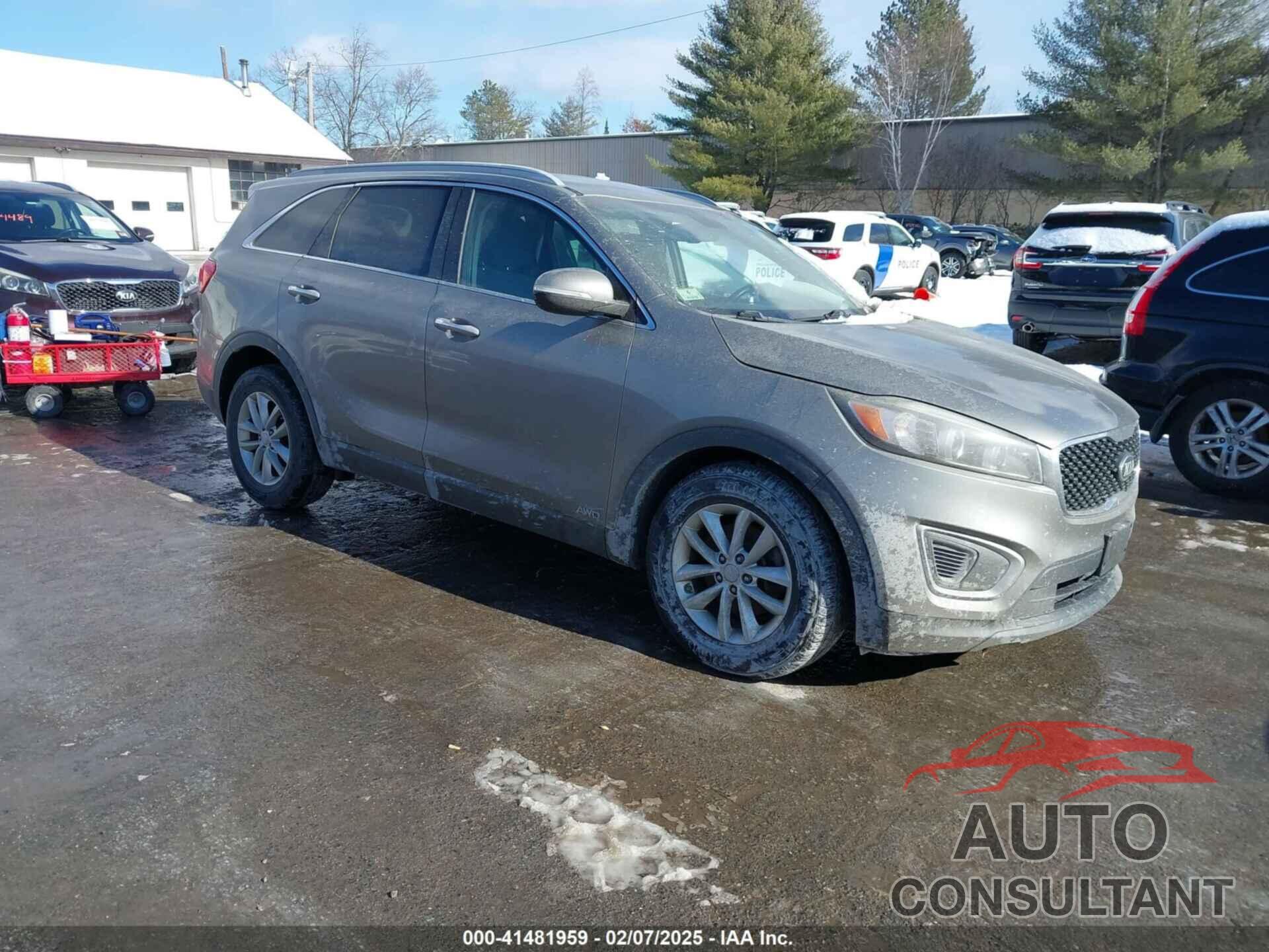 KIA SORENTO 2016 - 5XYPGDA33GG152045