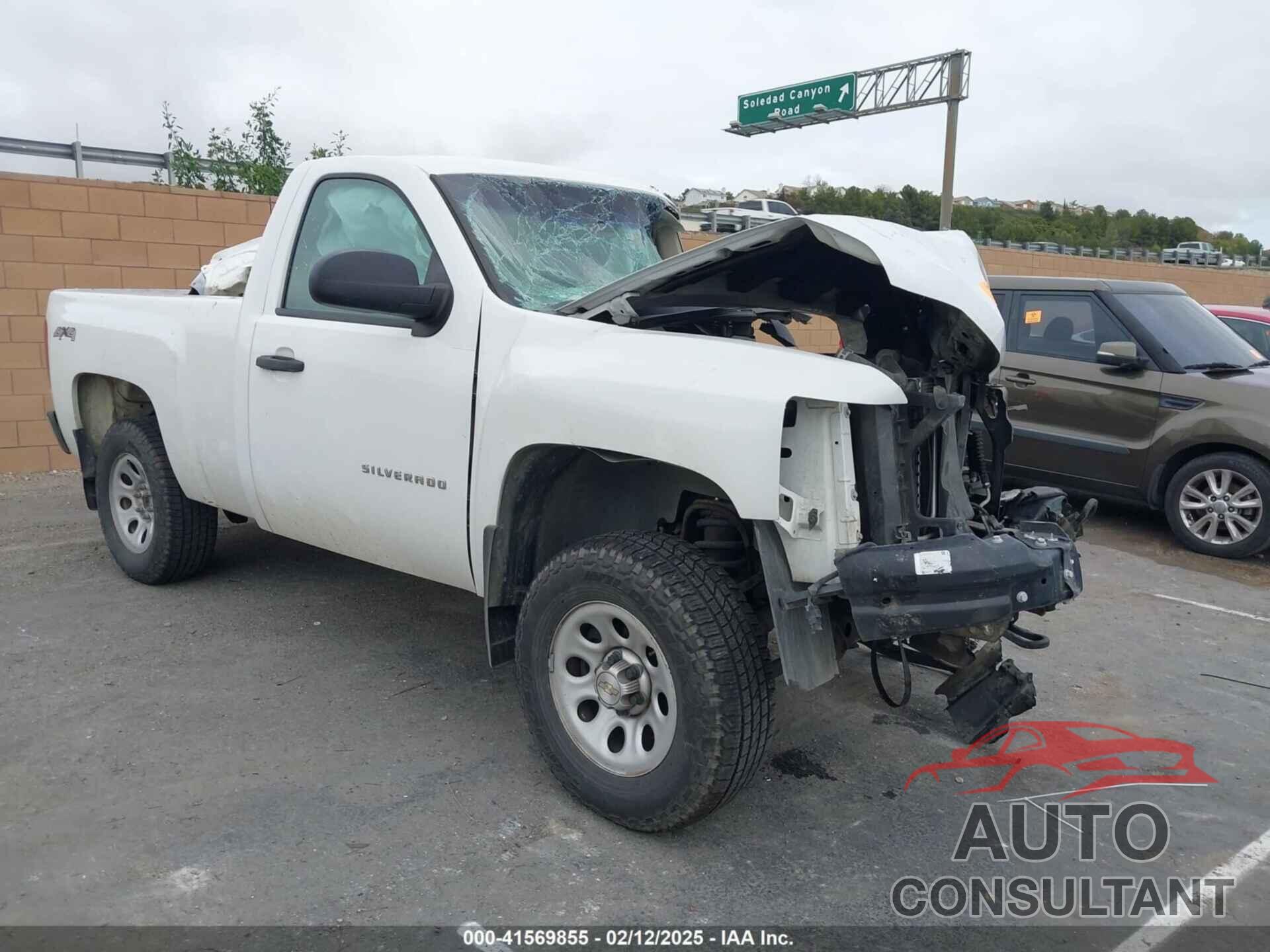 CHEVROLET SILVERADO 1500 2011 - 1GCNKPEA8BZ277777