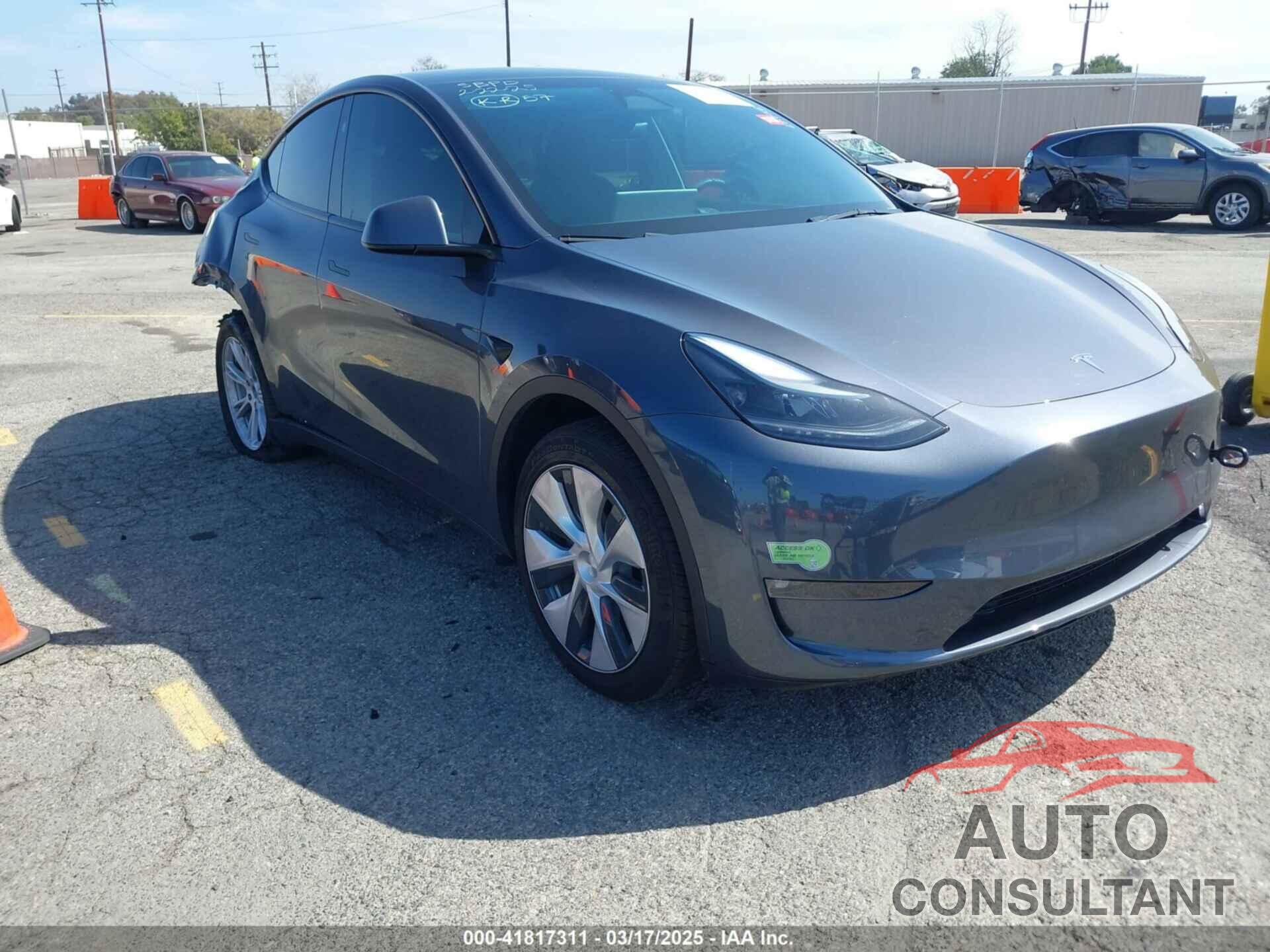 TESLA MODEL Y 2023 - 7SAYGDEE9PF812955