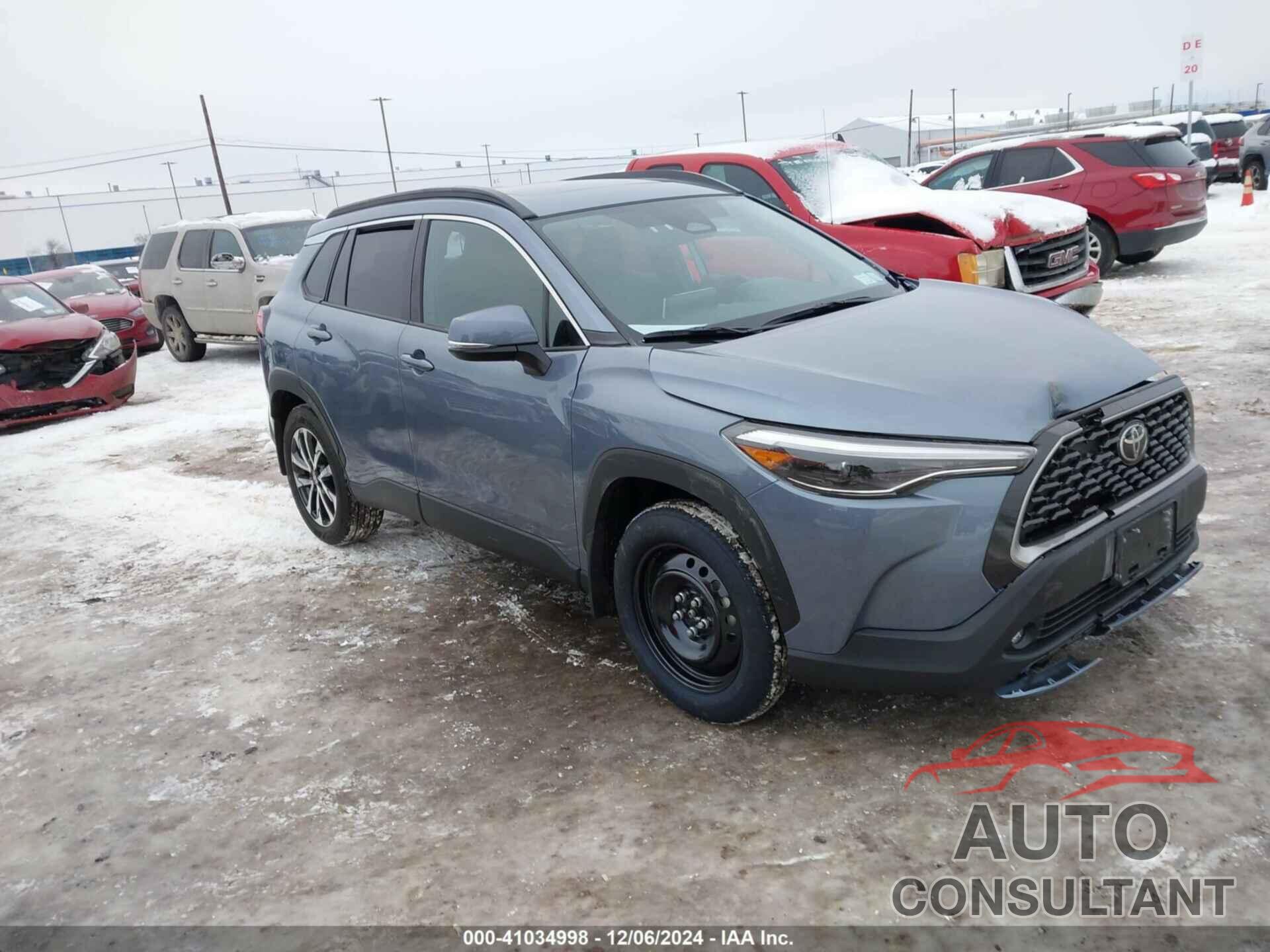 TOYOTA COROLLA CROSS 2024 - 7MUDAABG2RV111647