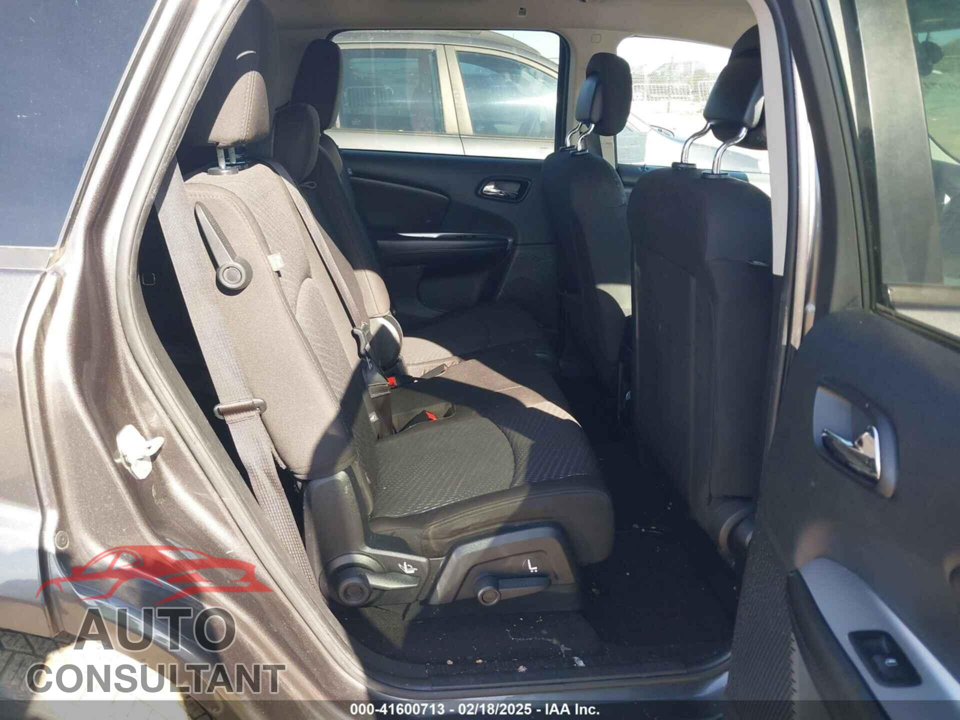DODGE JOURNEY 2015 - 3C4PDCBG9FT696593