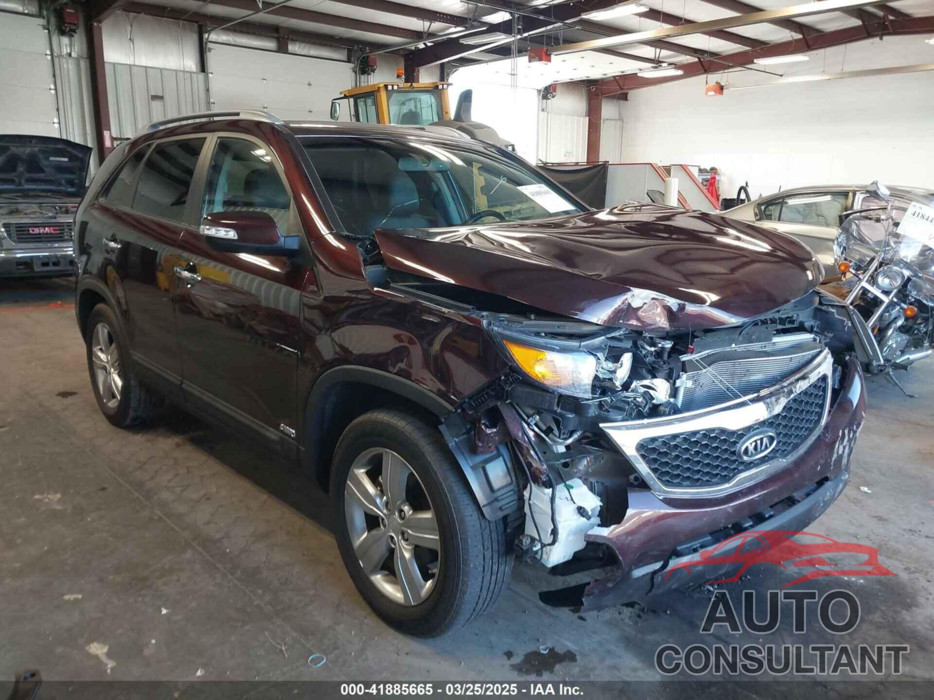 KIA SORENTO 2013 - 5XYKUCA67DG365681