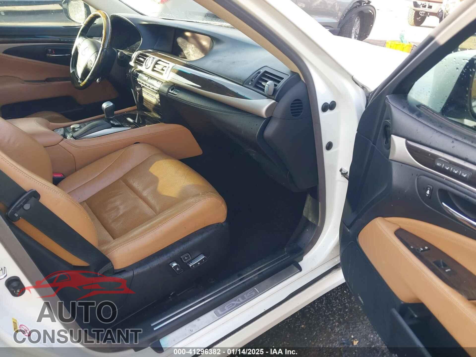 LEXUS LS 460 2013 - JTHBL5EF4D5120319