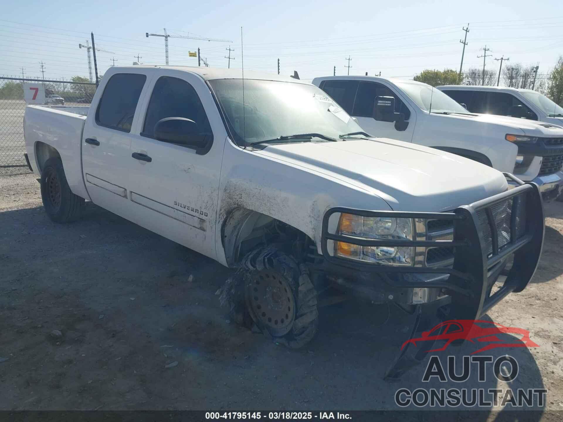 CHEVROLET SILVERADO 1500 2011 - 3GCPCSE03BG250759
